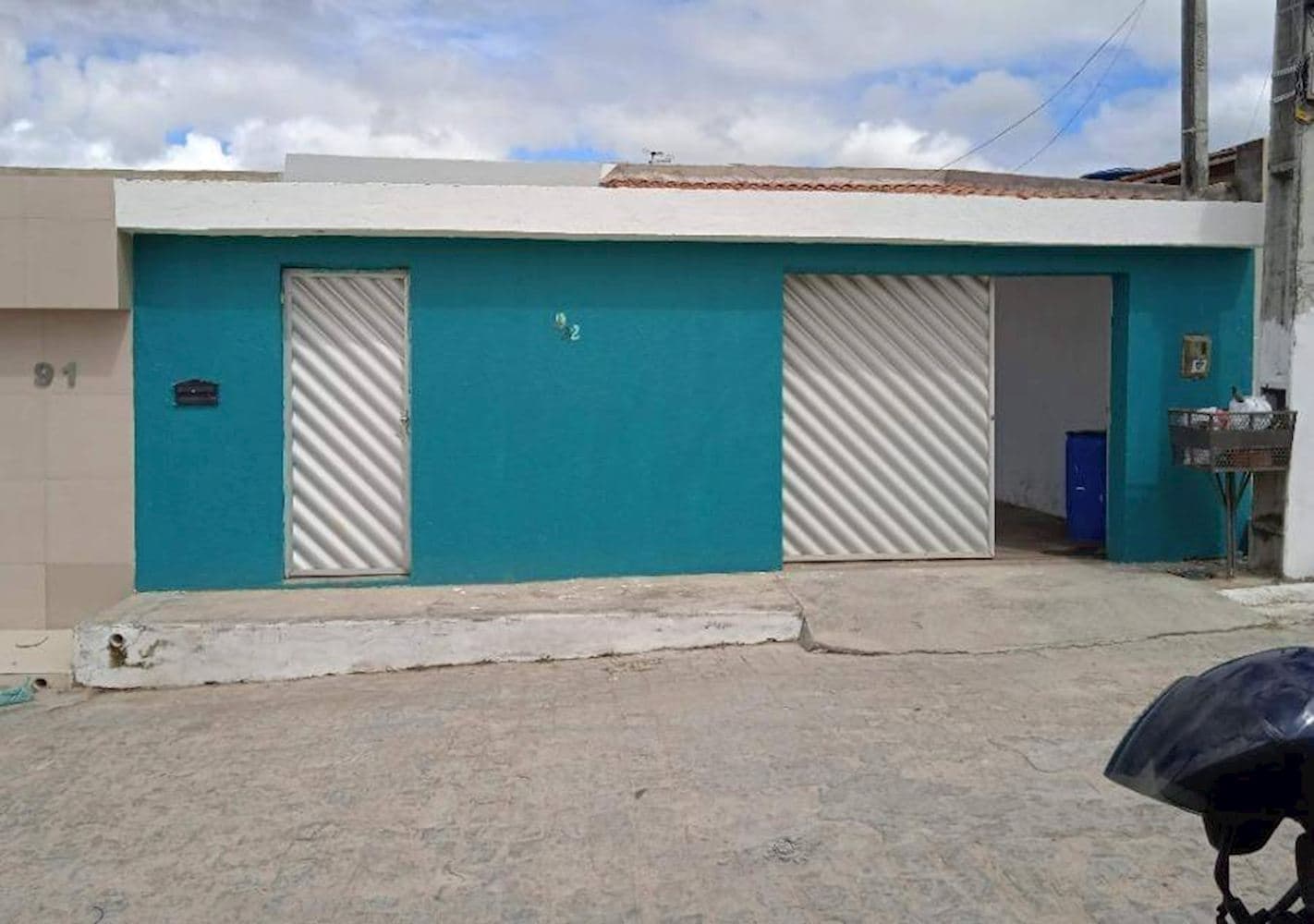 Foto 1 de 10: Casa em leilão em Belo Jardim - PE, bairro Loteamento Vila da Serra — Casa na Morada Nobre em Belo Jardim/PE