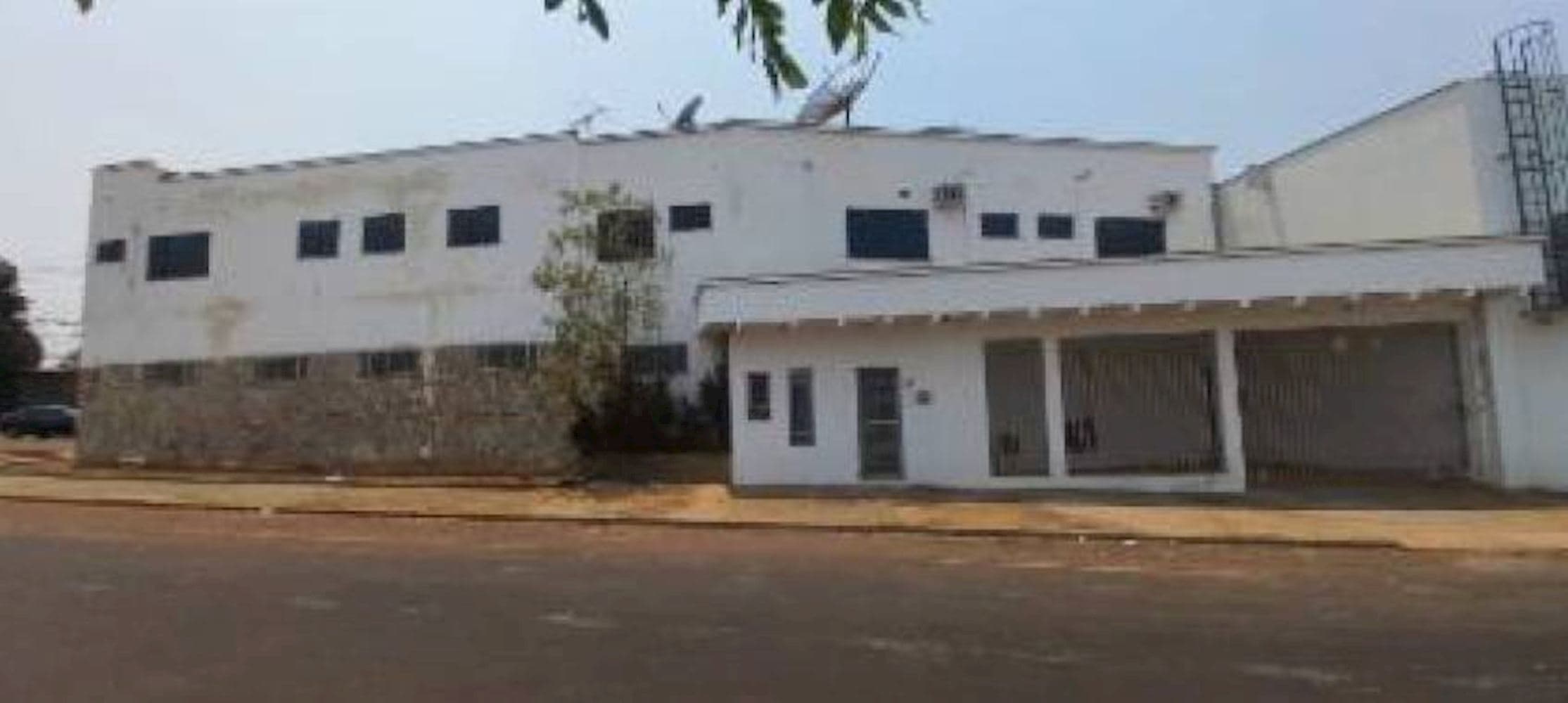 Foto 4 de 28: Casa em leilão em Rondonópolis - MT, bairro Vila Birigui — Casa na Vila Birigui em Rondonópolis/MT