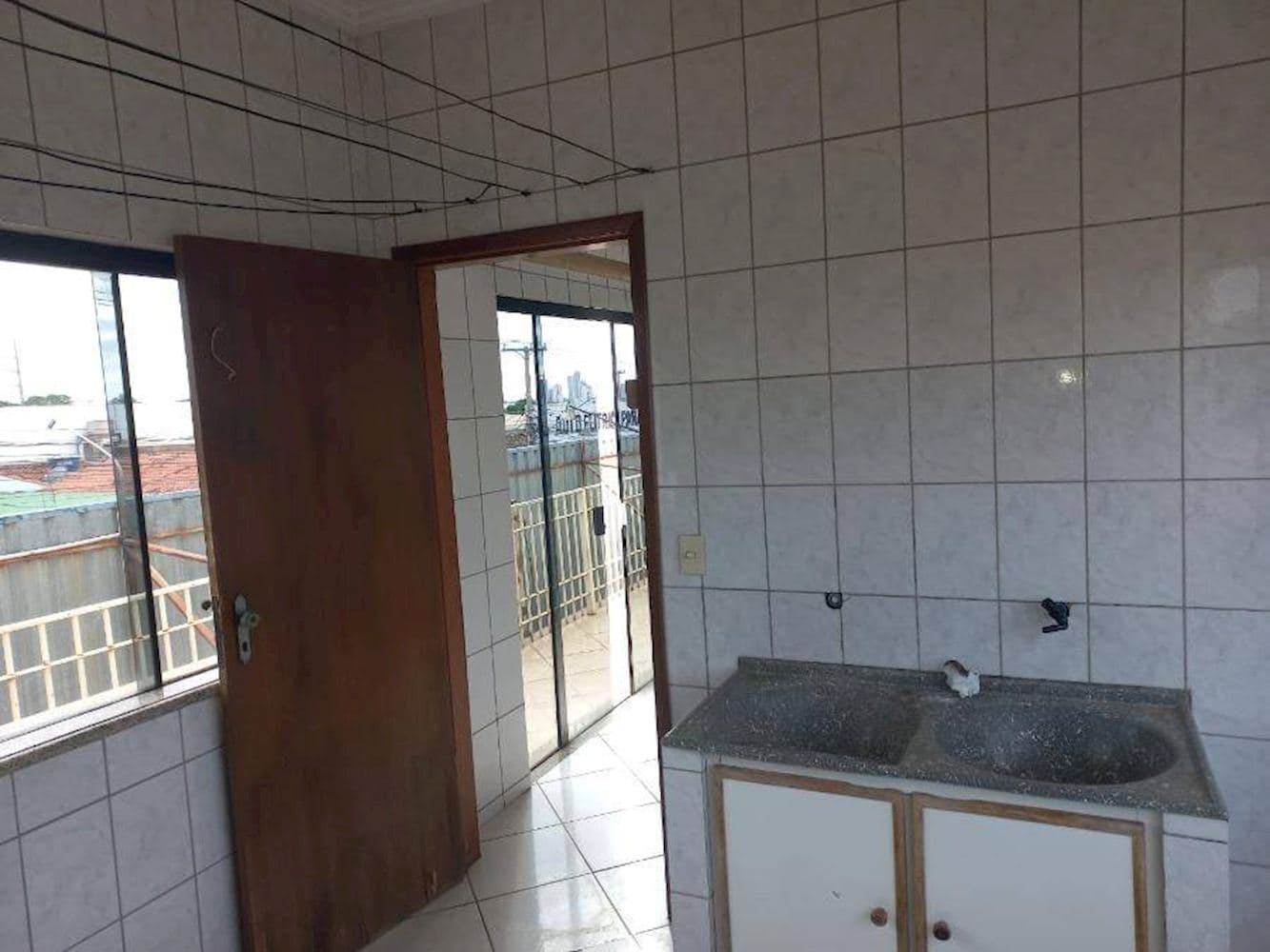 Foto 18 de 28: Casa em leilão em Rondonópolis - MT, bairro Vila Birigui — Casa na Vila Birigui em Rondonópolis/MT