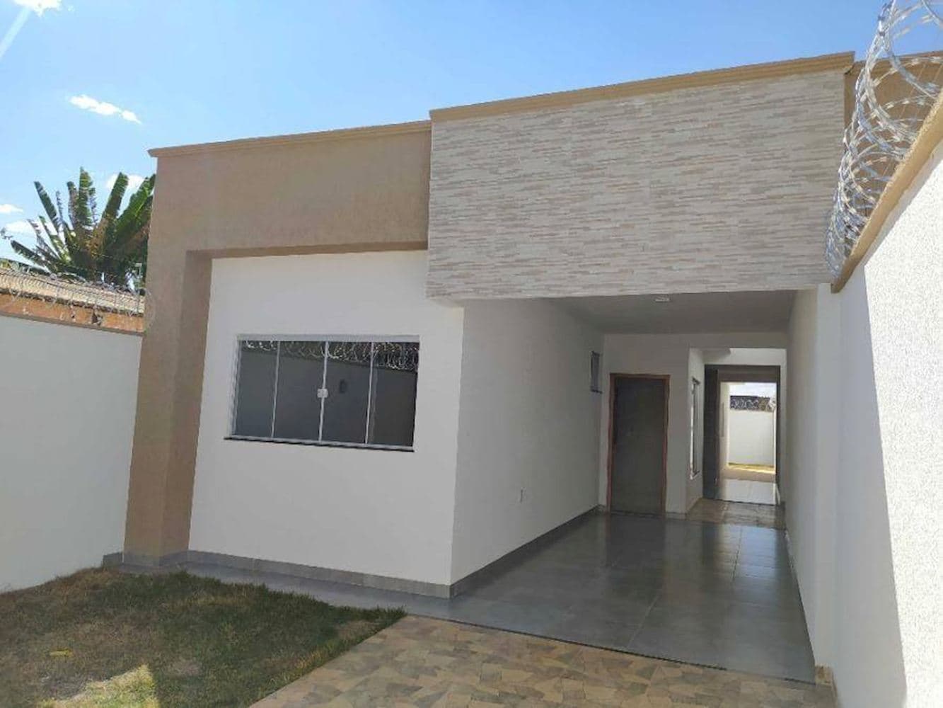 Foto 3 de 15: Casa em leilão em Aparecida De Goiânia - GO, bairro Parque Ibirapuera — Casa no Parque Ibirapuera em Aparecida De Goiânia/GO