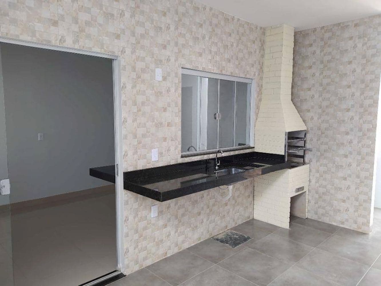 Foto 12 de 15: Casa em leilão em Aparecida De Goiânia - GO, bairro Parque Ibirapuera — Casa no Parque Ibirapuera em Aparecida De Goiânia/GO