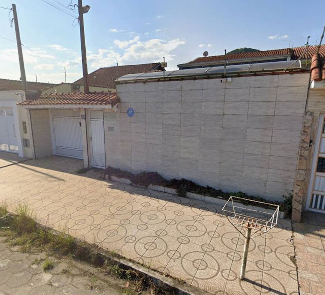 Foto 6 de 7: Casa em leilão em Mongaguá - SP, bairro Balneário Itaóca — Casa no Balneário Itaóca em Mongaguá/SP