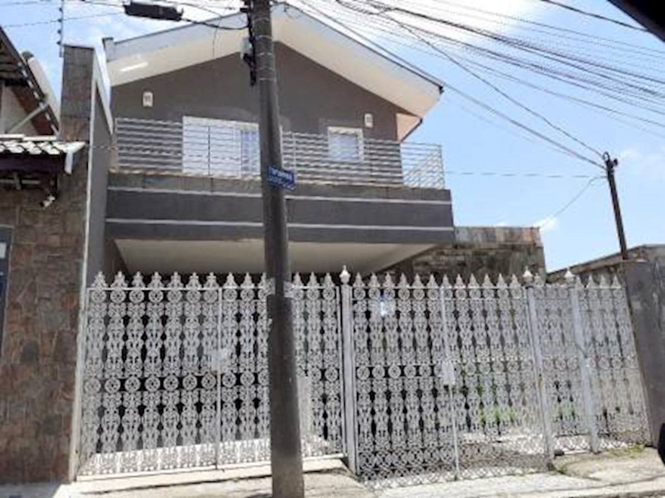 Foto 1 de 36: Casa em leilão em Jundiaí - SP, bairro Vila Maria Genoveva — Casa na Vila Maria Genoveva - Jundiaí/SP