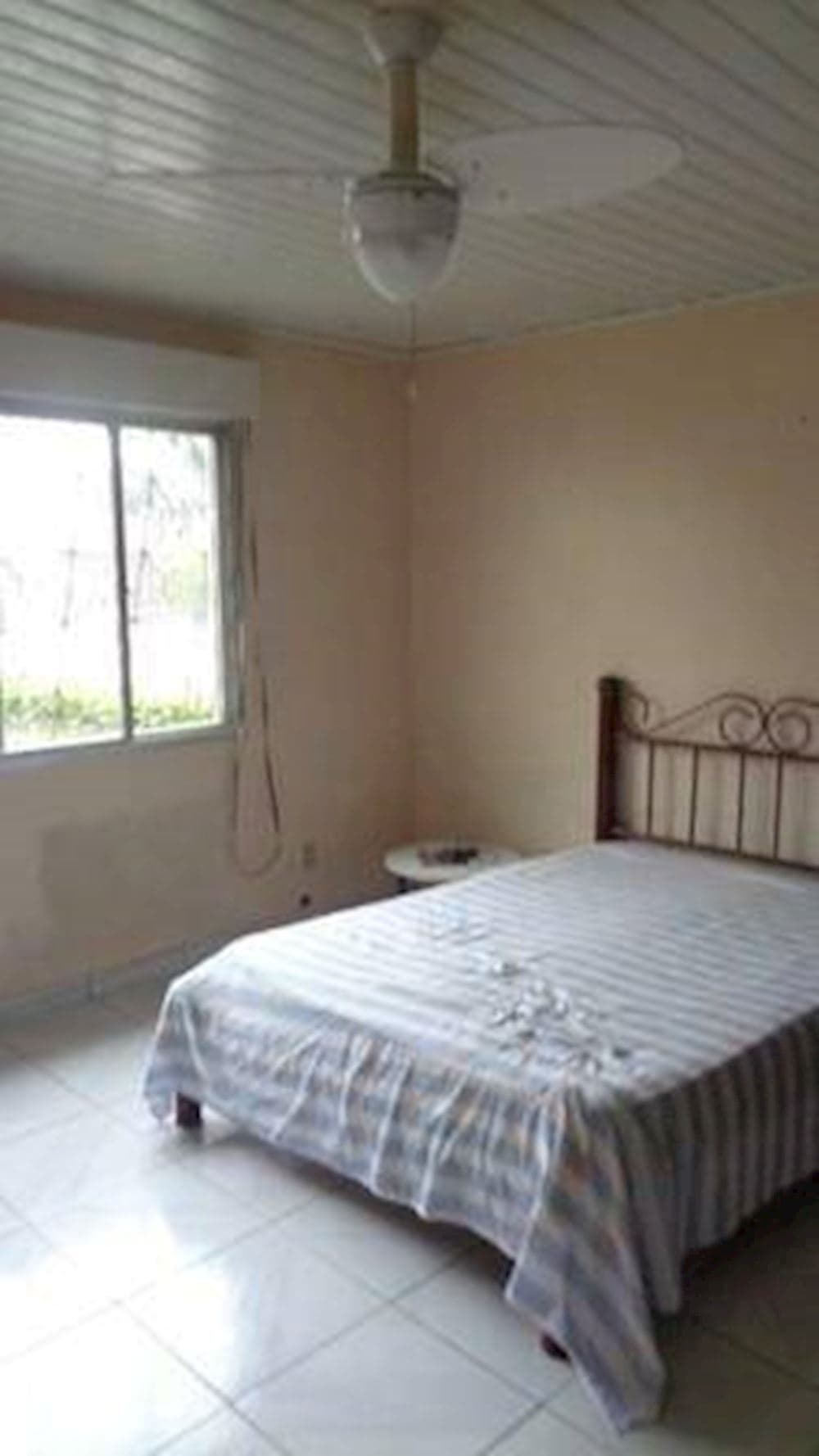 Foto 11 de 18: Casa em leilão em Canoas - RS, bairro Rio Branco — Casa em Rio Branco - Canoas/RS