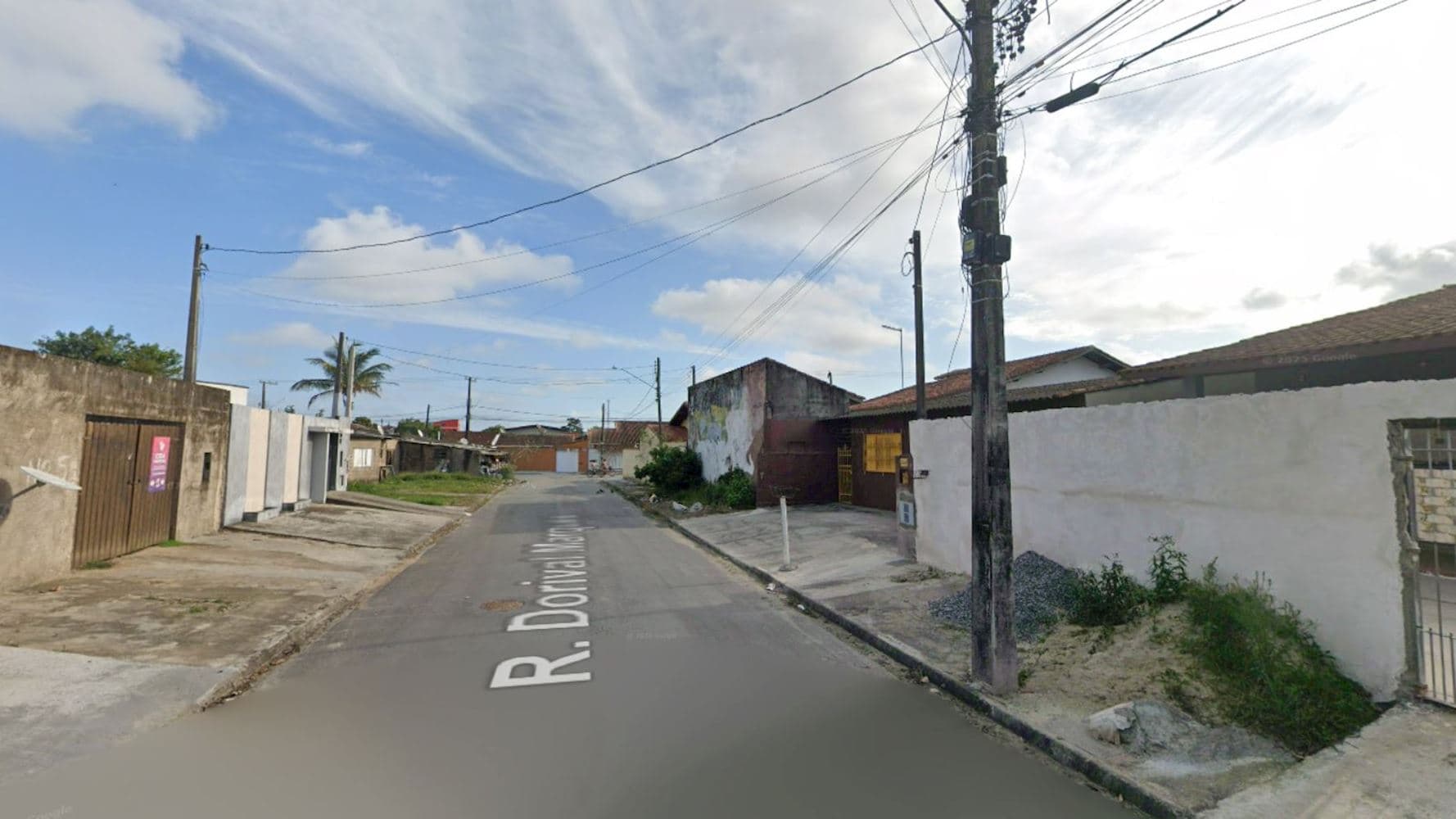Foto 3 de 4: Casa em leilão em Itanhaém - SP — Casa na Chácara das Tâmaras - Itanhaém/SP