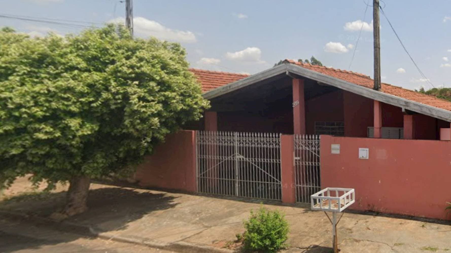 Foto 2 de 6: Casa em leilão em Cafelândia - SP, bairro Jardim Emandes — Casa no Jardim Emandes em Cafelândia/SP