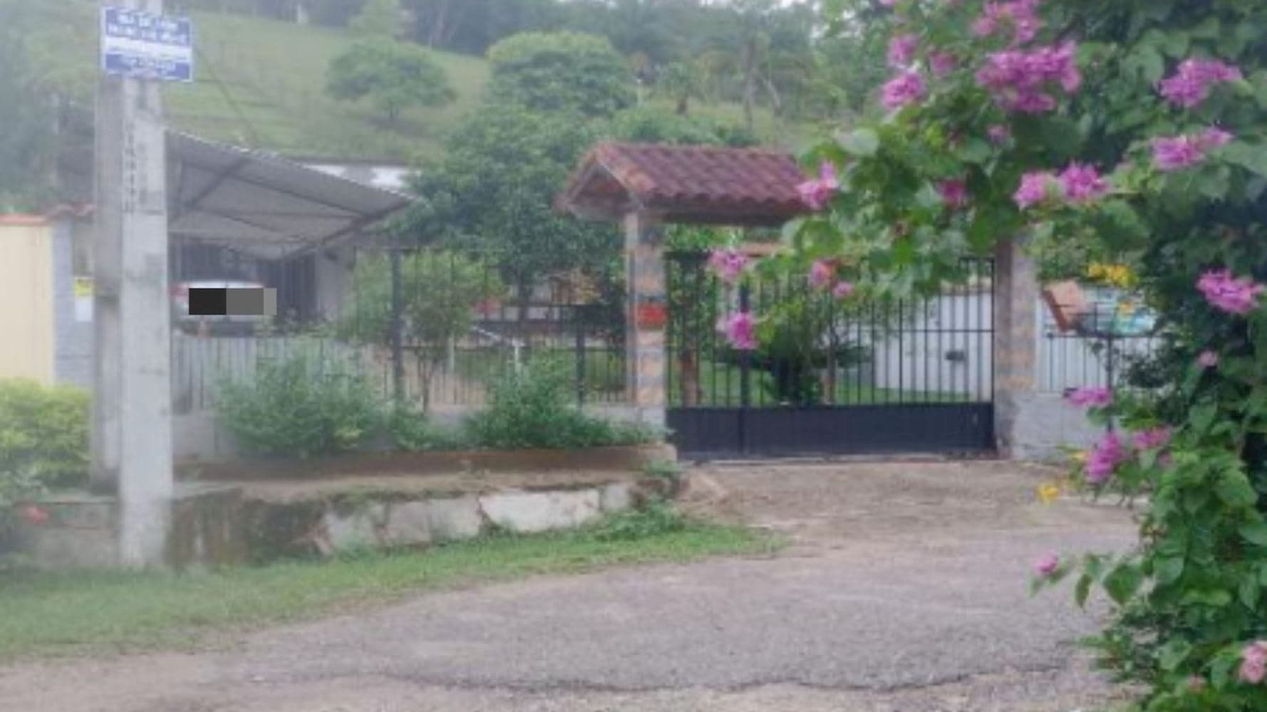 Foto 2 de 5: Casa em leilão em Guapimirim - RJ, bairro Granja Cadetes Fabres — Casa na Granja Cadetes Fabres  - Guapimirim/RJ