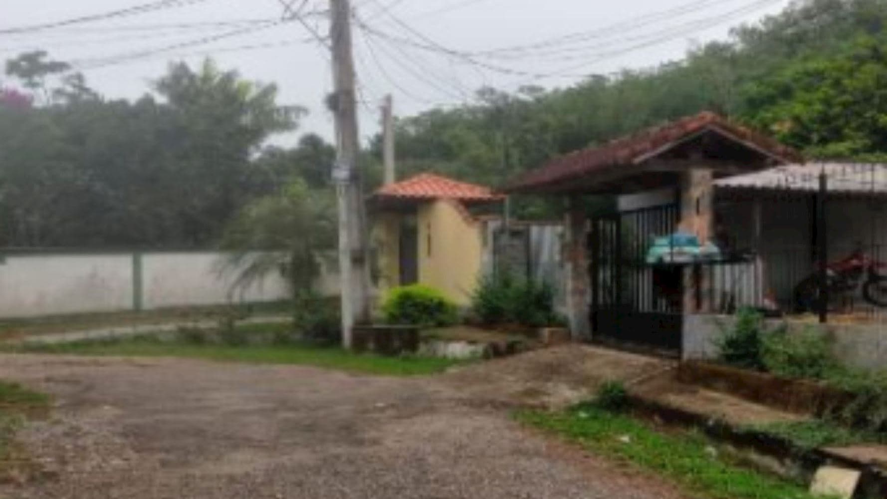 Foto 4 de 5: Casa em leilão em Guapimirim - RJ, bairro Granja Cadetes Fabres — Casa na Granja Cadetes Fabres  - Guapimirim/RJ