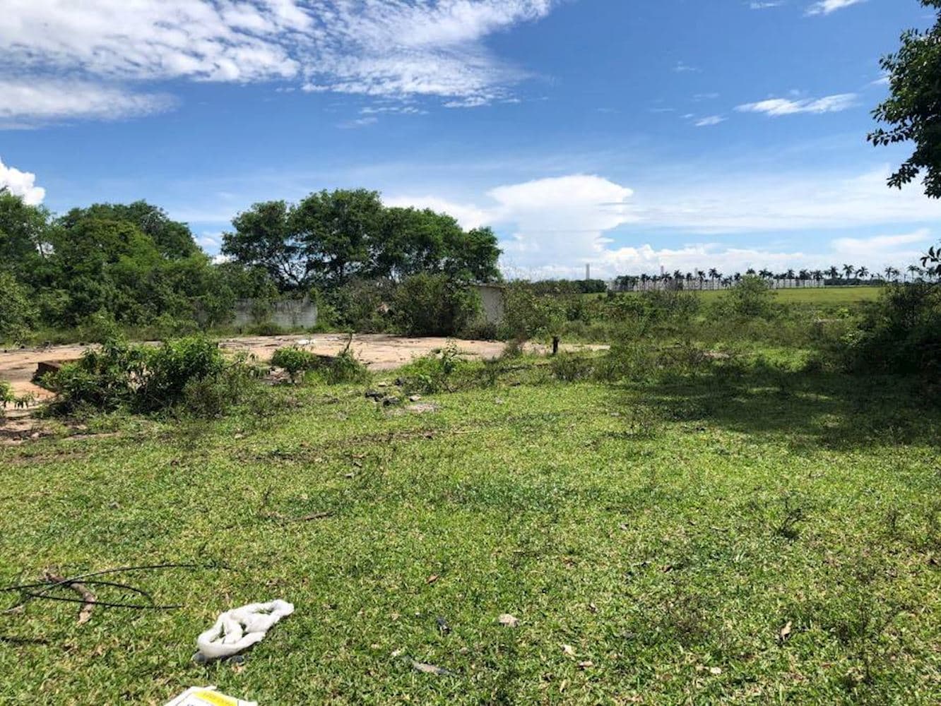 Foto 3 de 8: Terreno em leilão em Taubaté - SP, bairro Parque São Cristovão — Terreno no Parque São Cristovão em Taubaté/SP