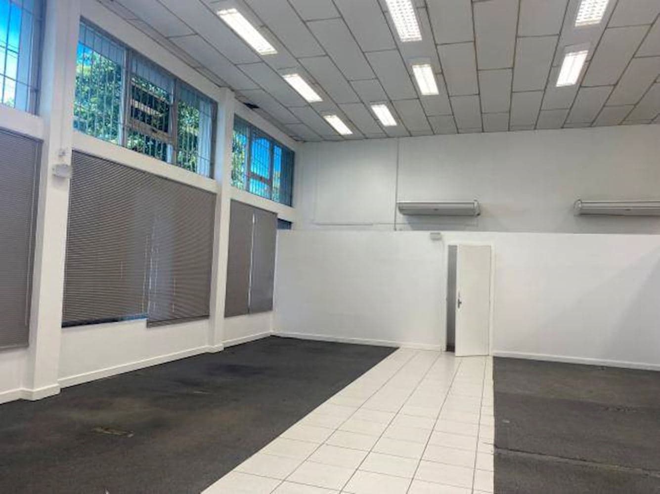Foto 5 de 17: Comercial em leilão em Santa Vitória Do Palmar - RS, bairro Centro — Imóvel Comercial (Ex-Agência) - Centro - Santa Vitória do Palmar/RS