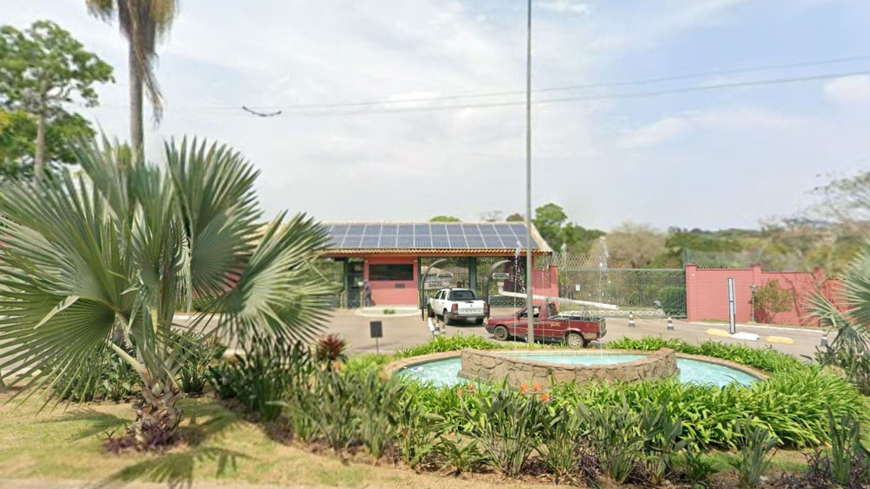 Foto 2 de 5: Casa em leilão em Cabreúva - SP, bairro Pinhal — Terreno no “Cond. Pq. Res. Paradise I” – Pinhal - Cabreúva/SP