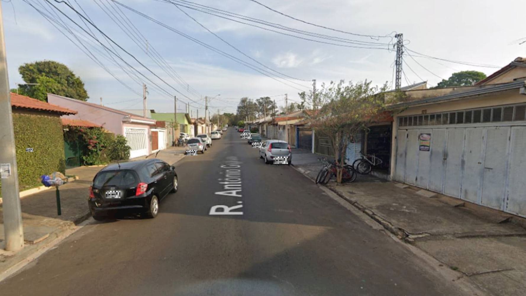 Foto 3 de 4: Casa em leilão em São Carlos - SP, bairro Jardim Tangará — Casa no Jardim Tangará em São Carlos/SP