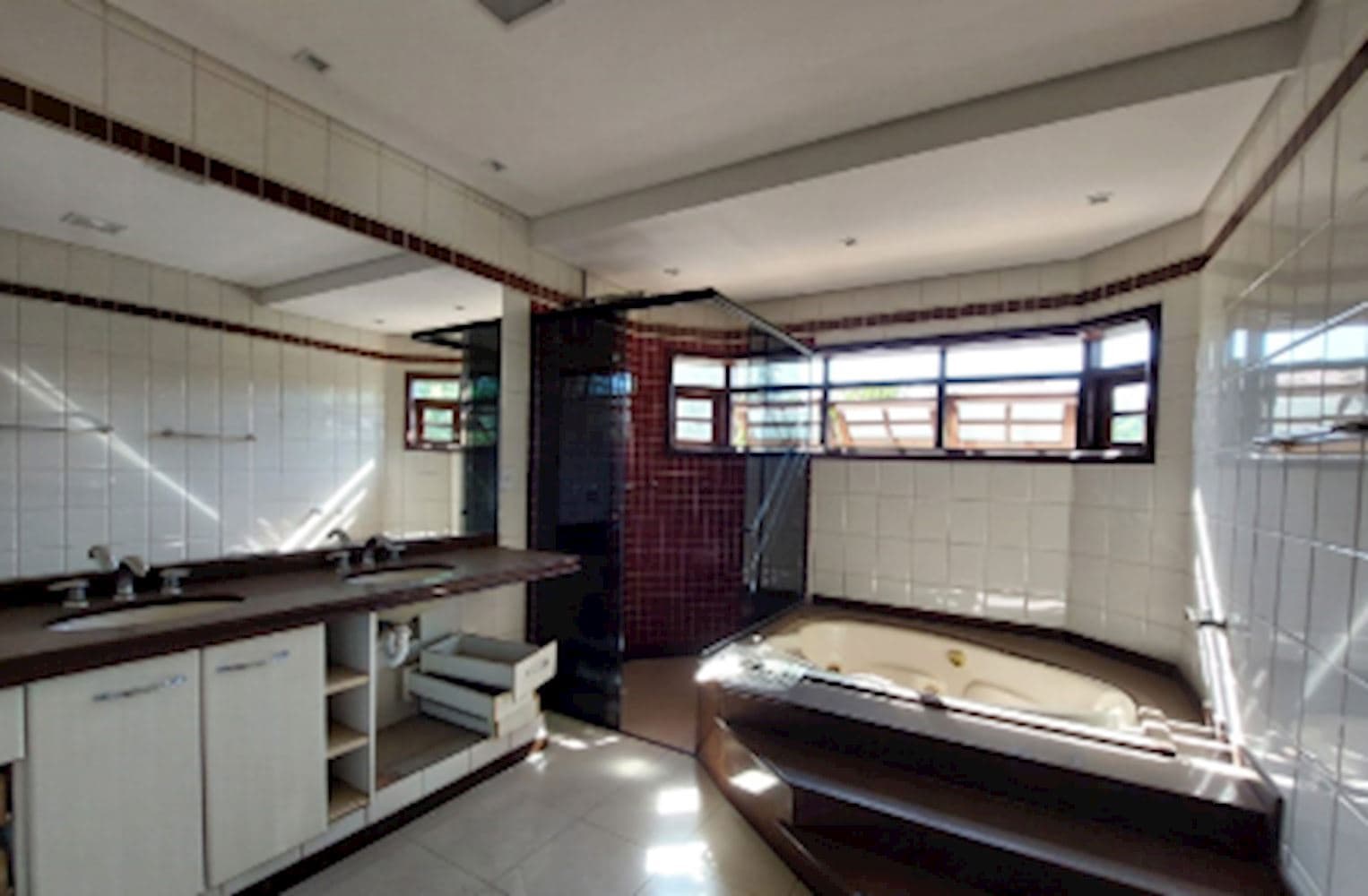 Foto 5 de 18: Casa em leilão em Sorocaba - SP, bairro Jardim Granja Olga Iii — Casa de Condomínio no Jardim Granja Olga III em Sorocaba/SP