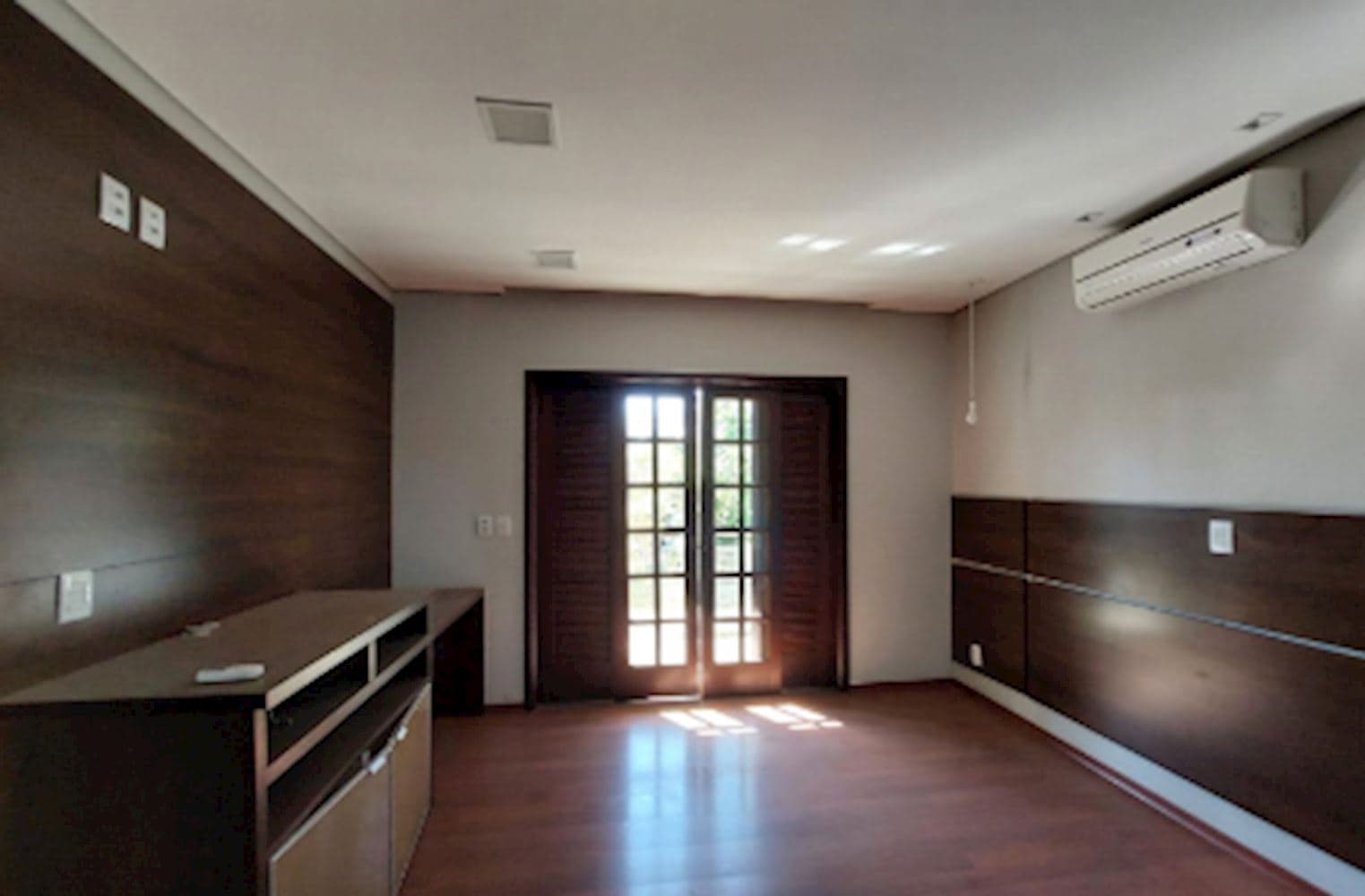 Foto 8 de 18: Casa em leilão em Sorocaba - SP, bairro Jardim Granja Olga Iii — Casa de Condomínio no Jardim Granja Olga III em Sorocaba/SP