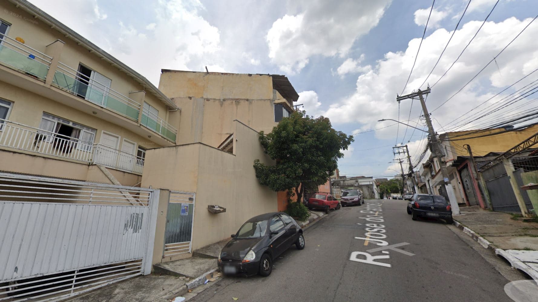 Foto 3 de 5: Casa em leilão em Osasco - SP, bairro Jardim Veloso — Casa no "Residencial Daisy" - Veloso - Osasco/SP