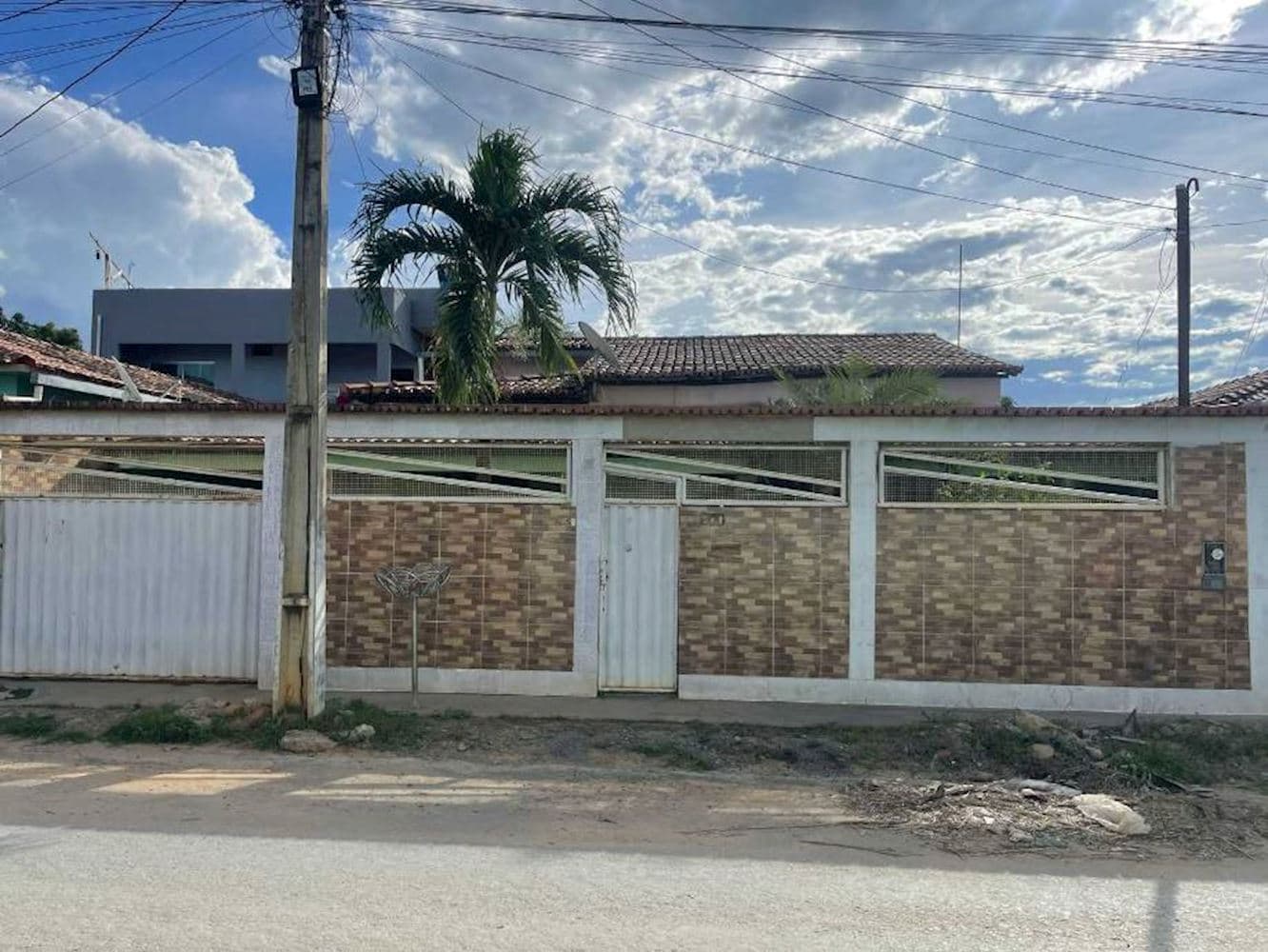 Foto 3 de 3: Casa em leilão em Santa Maria Da Vitória - BA, bairro Parque de Exposicao — Casa no Parque De Exposicao - Santa Maria Da Vitória/BA