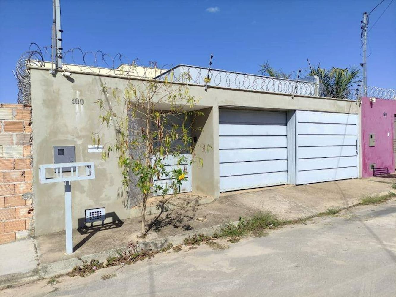 Foto 2 de 25: Casa em leilão em Lagoa Da Prata - MG, bairro Americo Silva — Casa em Americo Silva - Lagoa Da Prata/MG