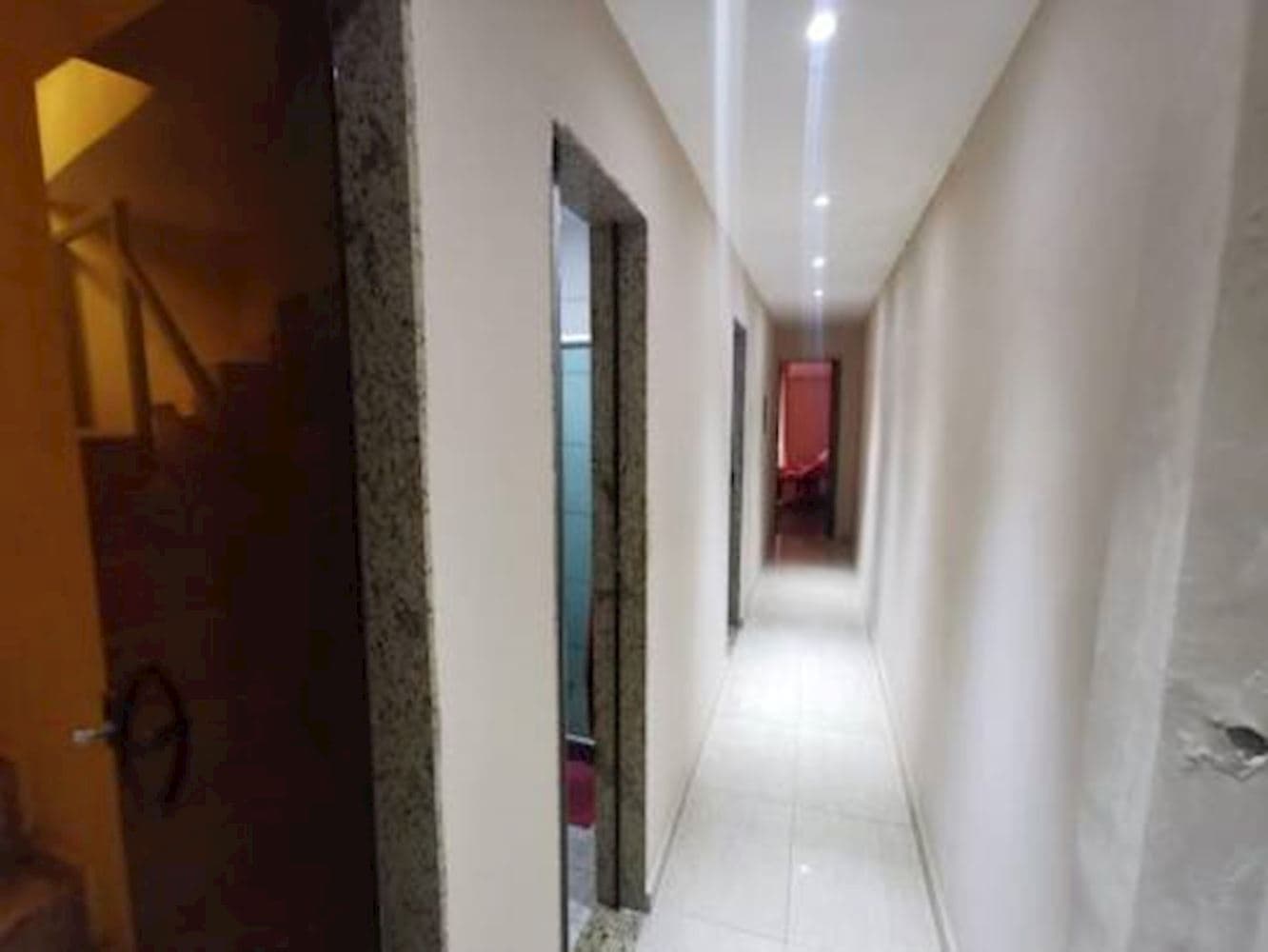 Foto 7 de 13: Casa em leilão em Nilópolis - RJ, bairro Cabral — Casa de condomínio em Cabral - Nilópolis/RJ