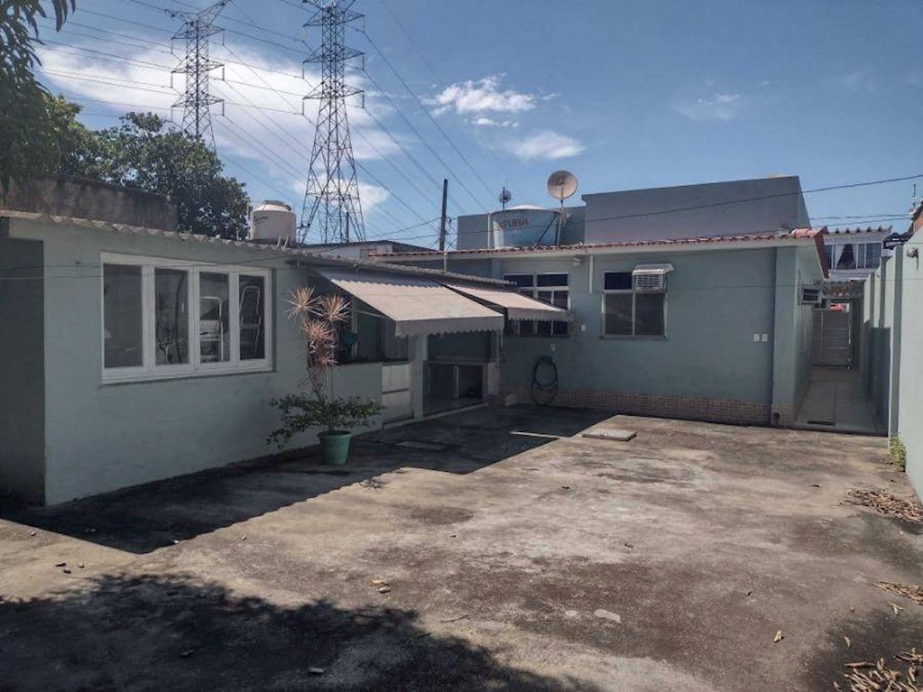 Foto 11 de 11: Casa em leilão em Nilópolis - RJ, bairro Centro — Casa no Centro de Nilópolis/RJ