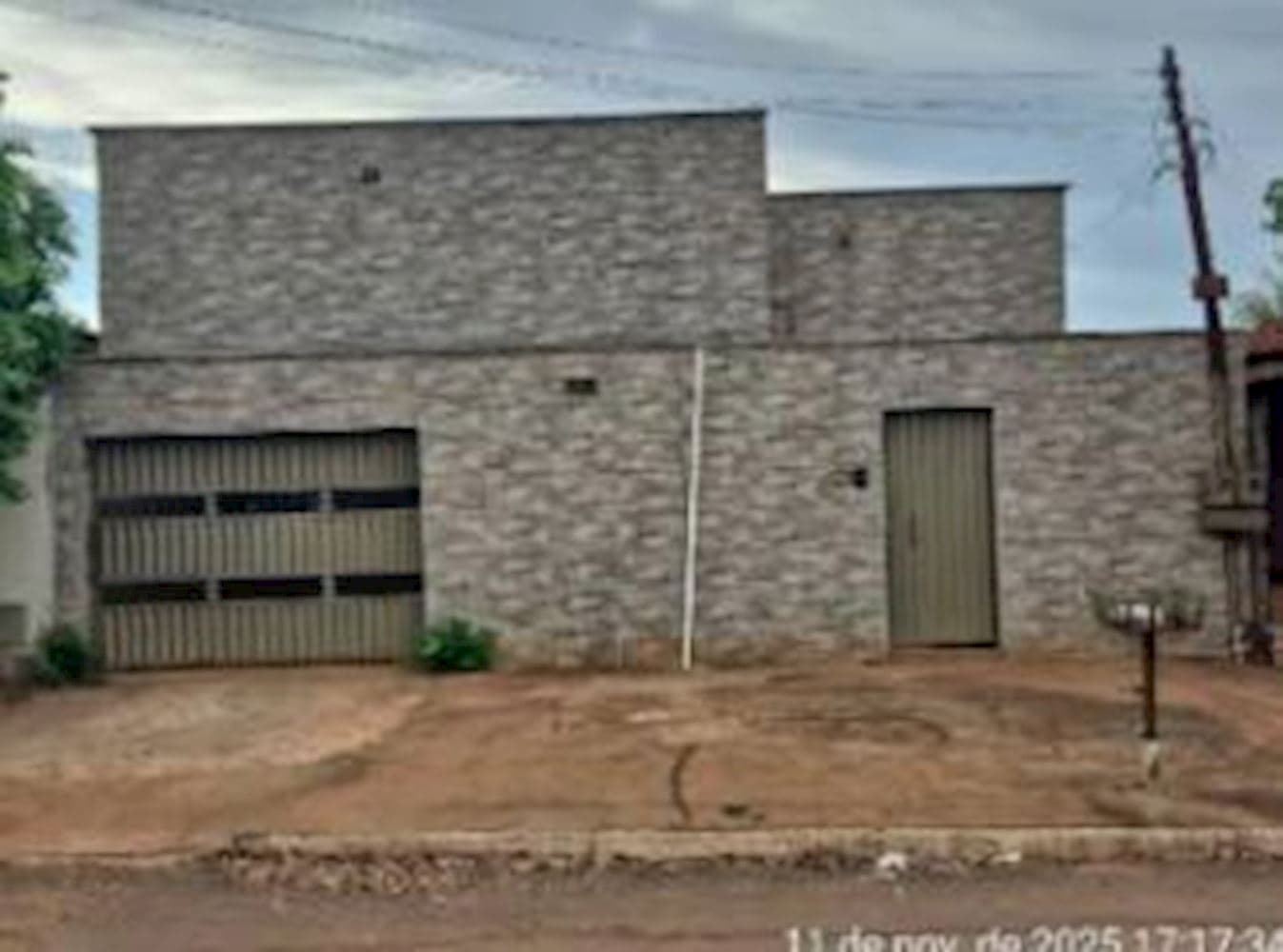 Foto 3 de 3: Casa em leilão em Iporá - GO, bairro Vila Brasilia — Casa na Vila Brasilia em Iporá/GO