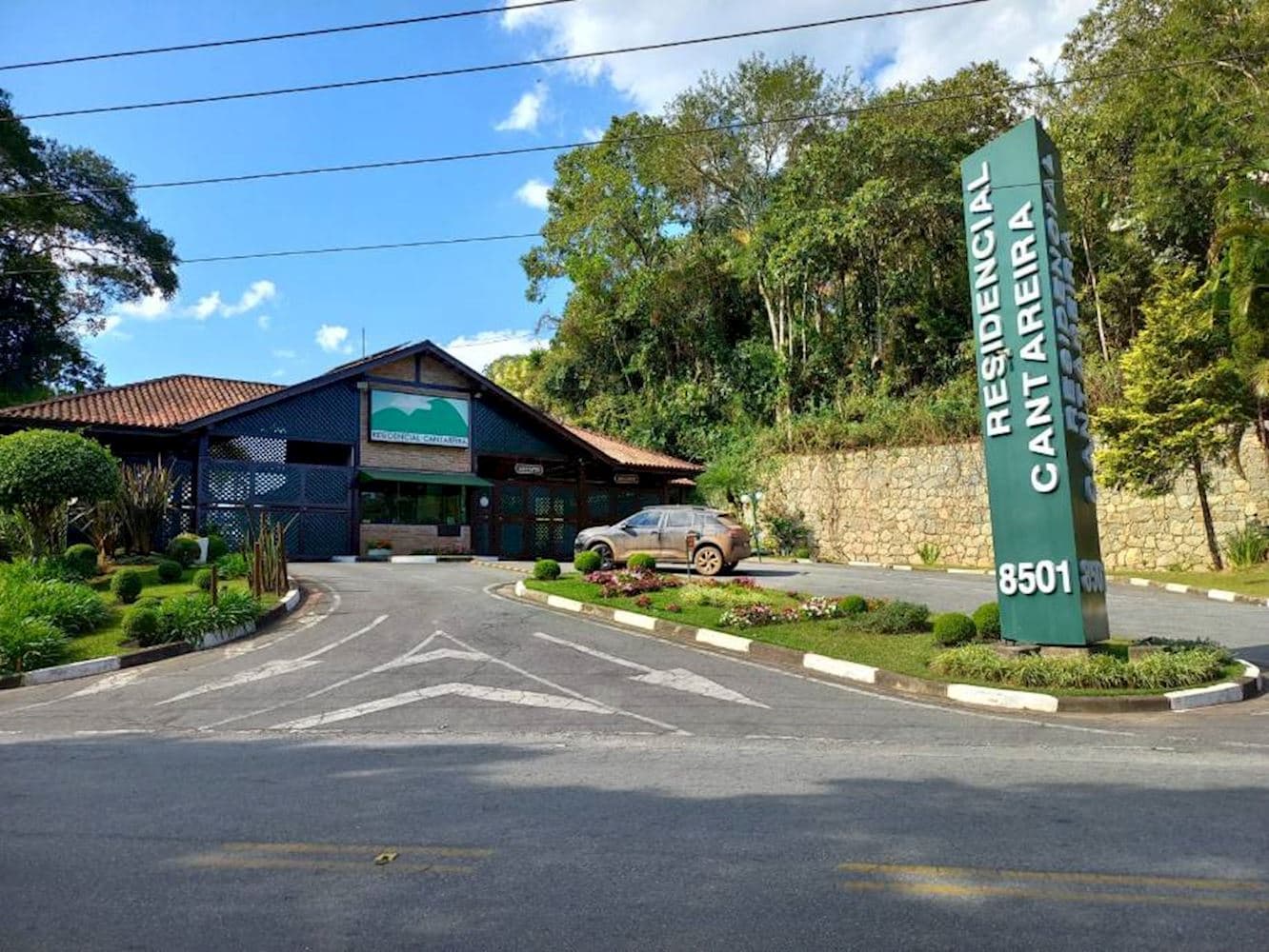 Foto 1 de 3: Casa em leilão em Mairiporã - SP — Casa de Condomínio em Roseira - Mairiporã/SP