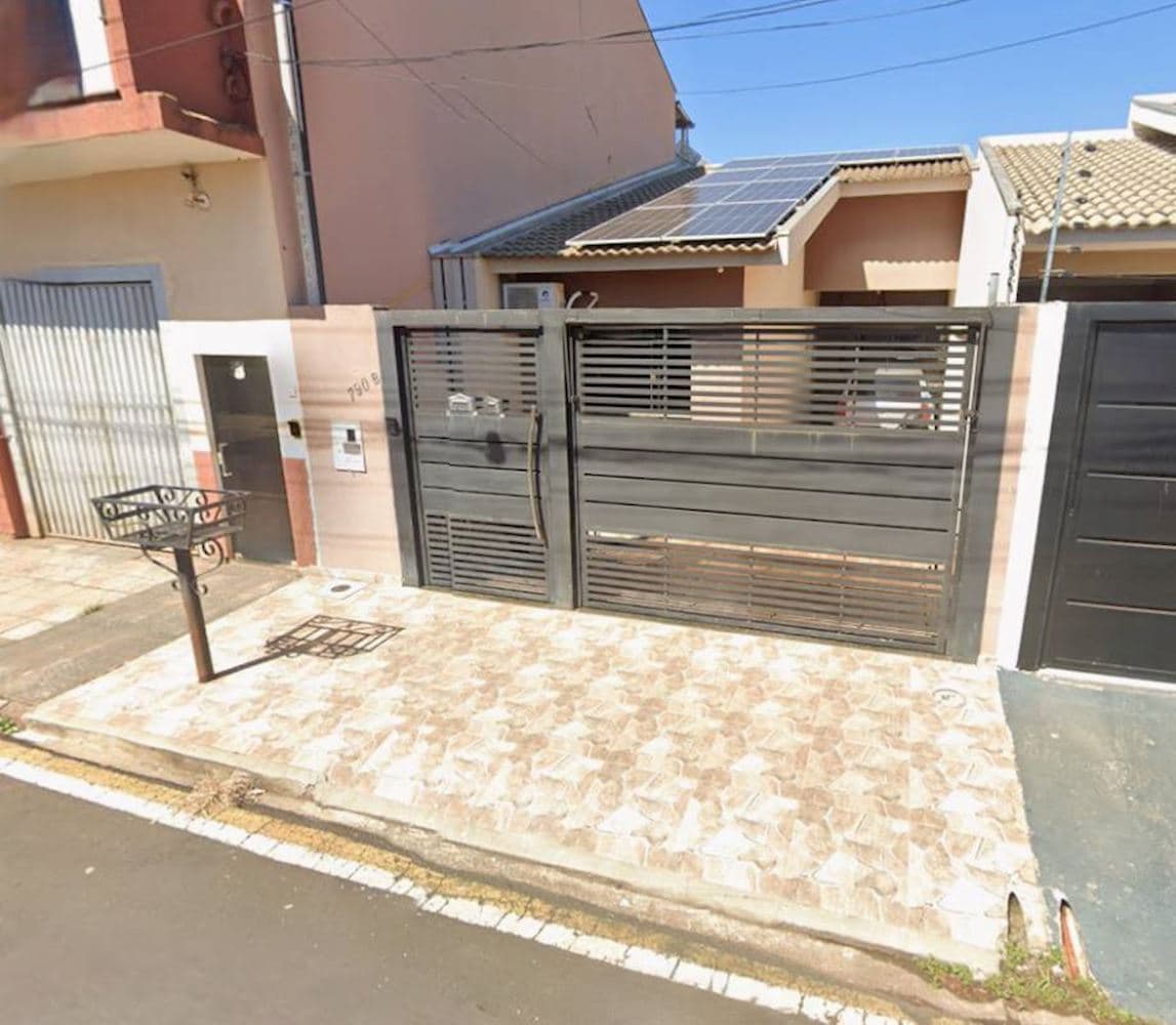 Foto 1 de 3: Casa em leilão em Sarandi - PR, bairro Jardim Panorama — Casa de Condomínio no Jardim Panorama - Sarandi/PR