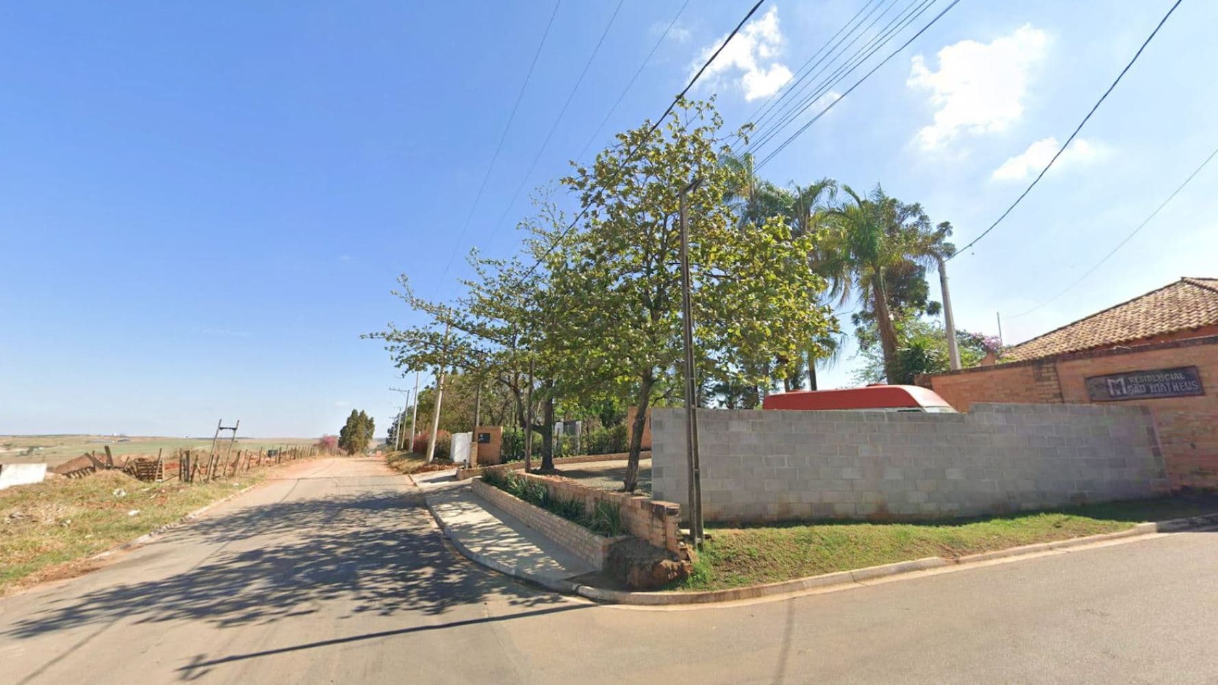 Foto 4 de 4: Casa em leilão em Porto Feliz - SP, bairro Cachoeira — Casa no "Condomínio Residencial São Matheus" -  Cachoeira- Porto Feliz/SP