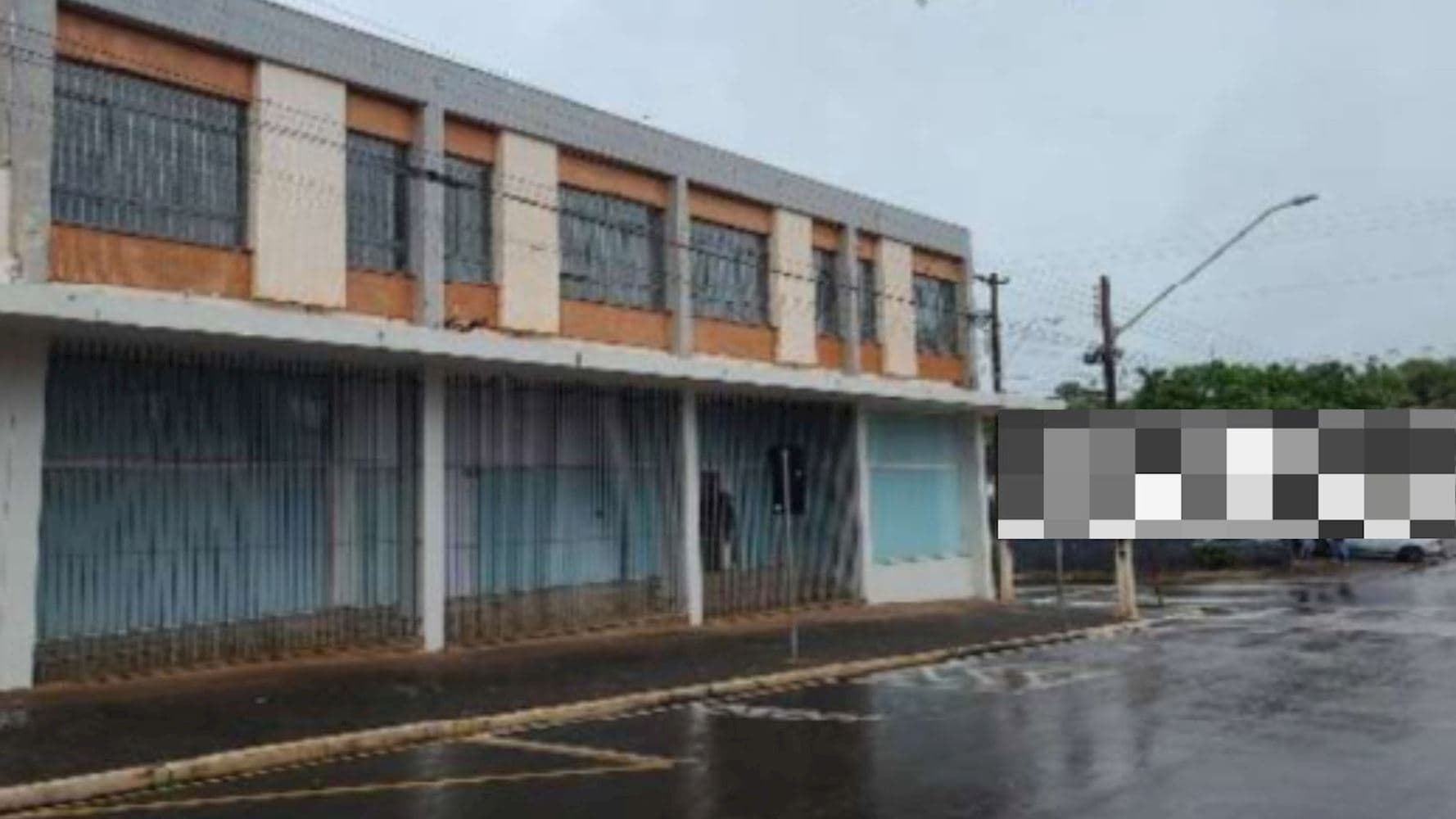 Foto 3 de 4: Comercial em leilão em Centenário Do Sul - PR, bairro Centro — Loja Comercial em Centenário do Sul/PR
