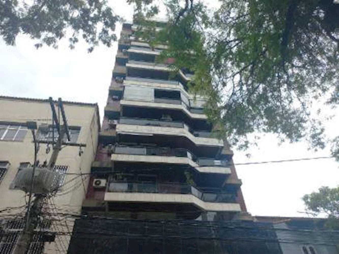 Foto 1 de 3: Apartamento em leilão em Niterói - RJ, bairro Icaraí — Apartamento no "Cond. do Ed. Montclair" - Icaraí - Niterói/RJ