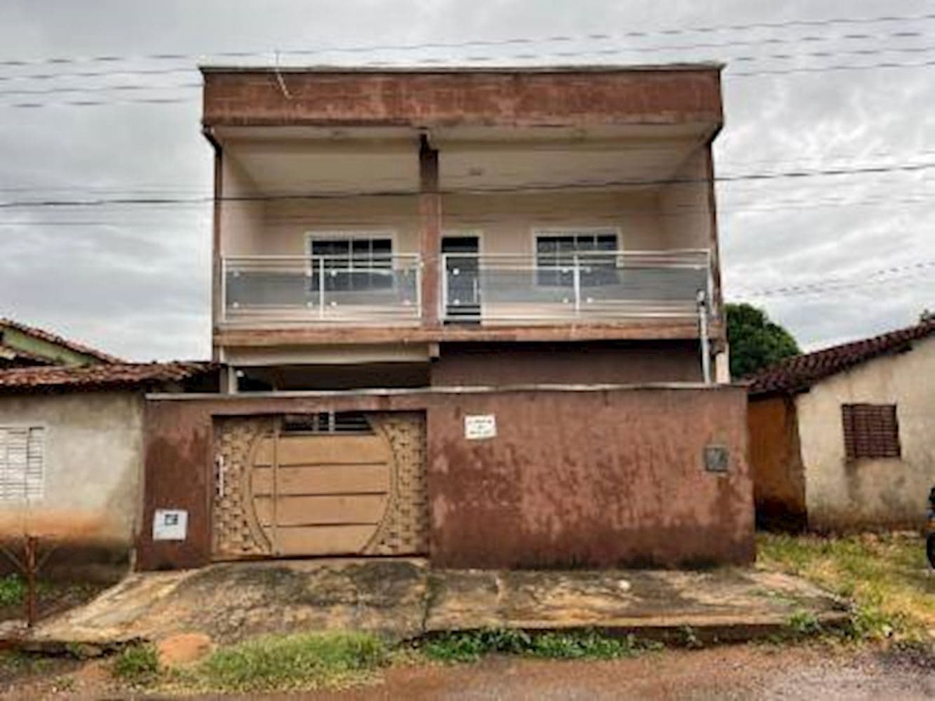 Foto 1 de 15: Casa em leilão em Combinado - TO, bairro Centro — Casa no Centro de Combinado/TO
