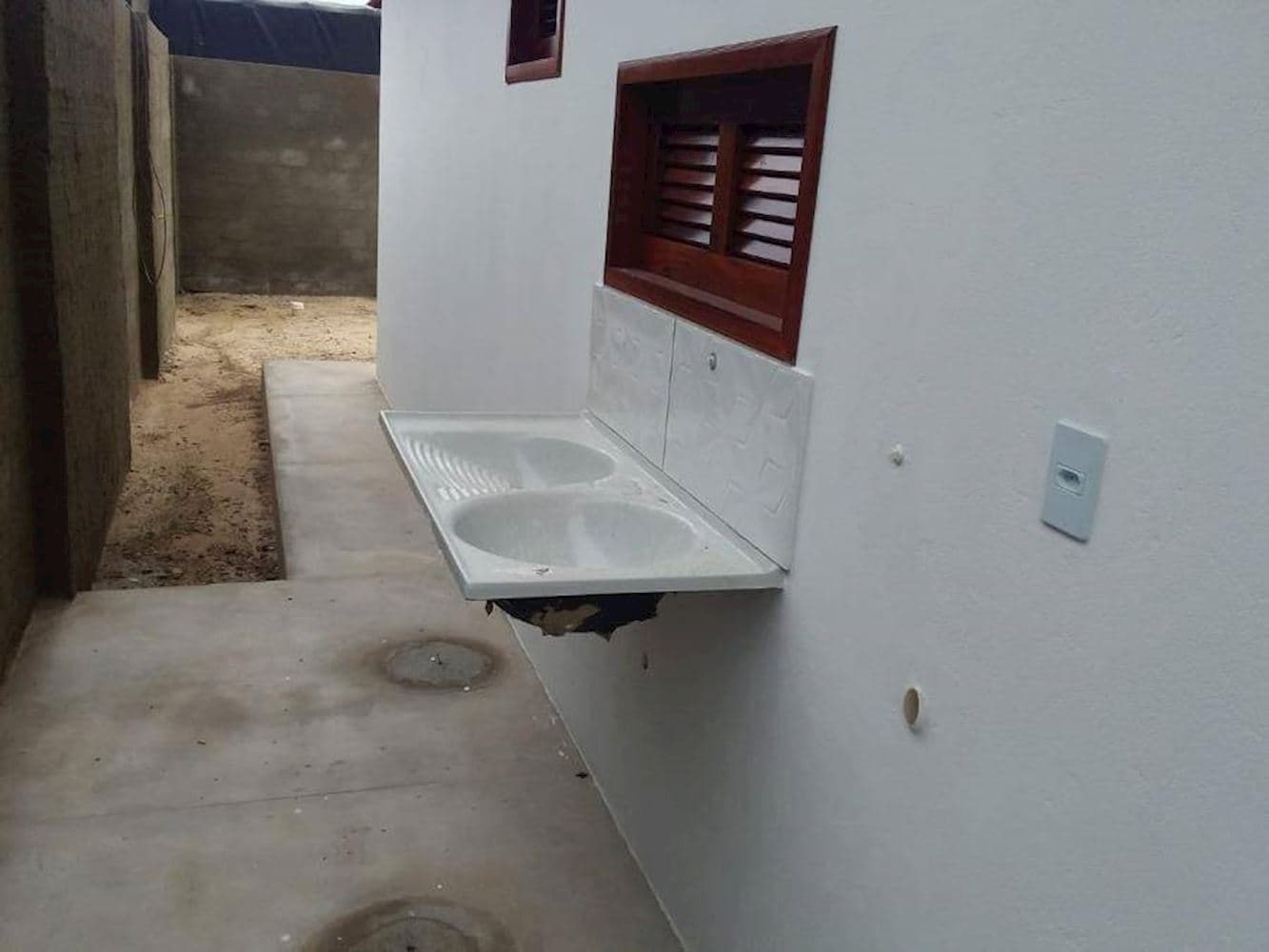 Foto 14 de 17: Casa em leilão em Parnaíba - PI, bairro Dirceu Arcoverde — Casa em Dirceu Arcoverde - Parnaíba/PI