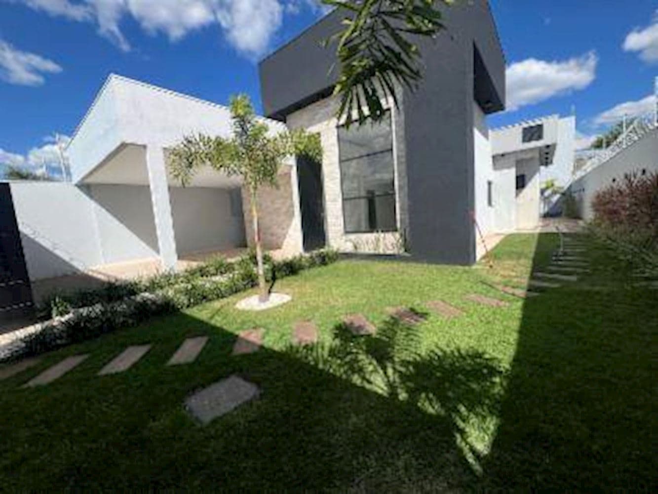 Foto 4 de 17: Casa em leilão em Anápolis - GO, bairro Anápolis City — Casa em Anápolis City - Anápolis/GO