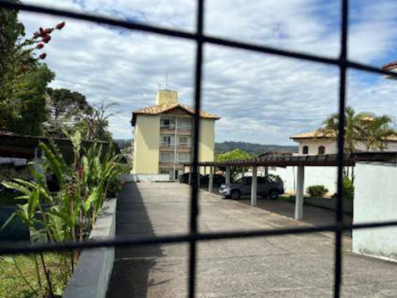 Foto 2 de 3: Apartamento em leilão em Cotia - SP, bairro Jardim Sabiá — Apartamento no Jardim Sabiá - Cotia/SP