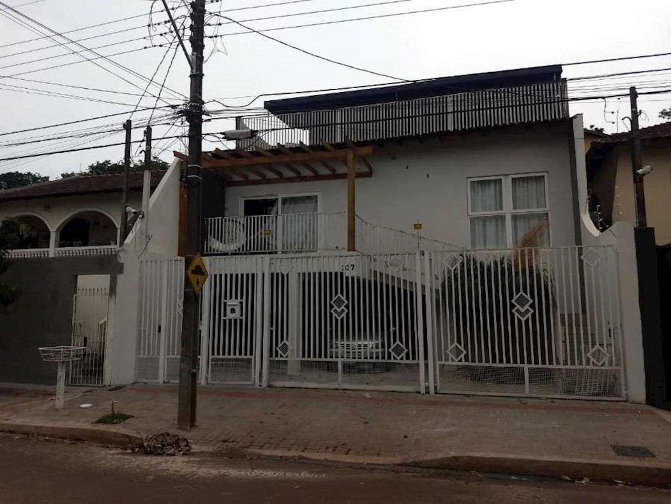 Foto 2 de 15: Casa em leilão em Londrina - PR, bairro Jardim Alvorada — Casa no Jardim Alvorada - Londrina/PR