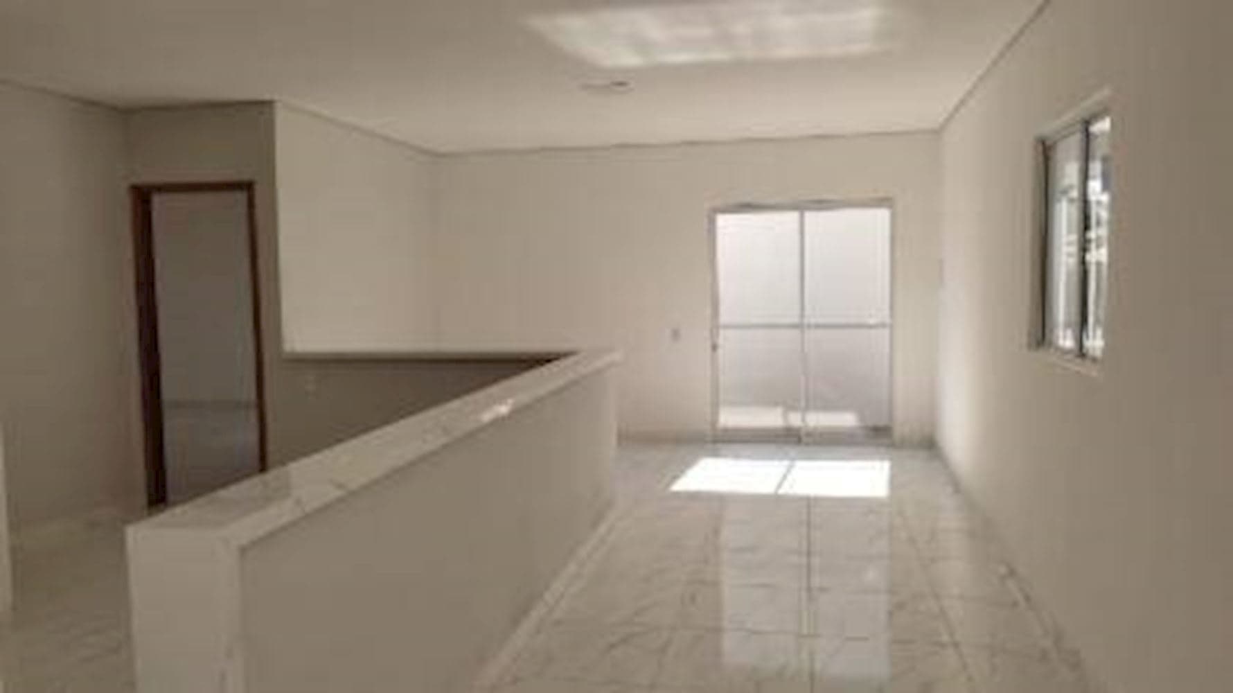Foto 4 de 10: Casa em leilão em Arenápolis - MT, bairro Bela Vista — Casa na Bela Vista - Arenápolis/MT