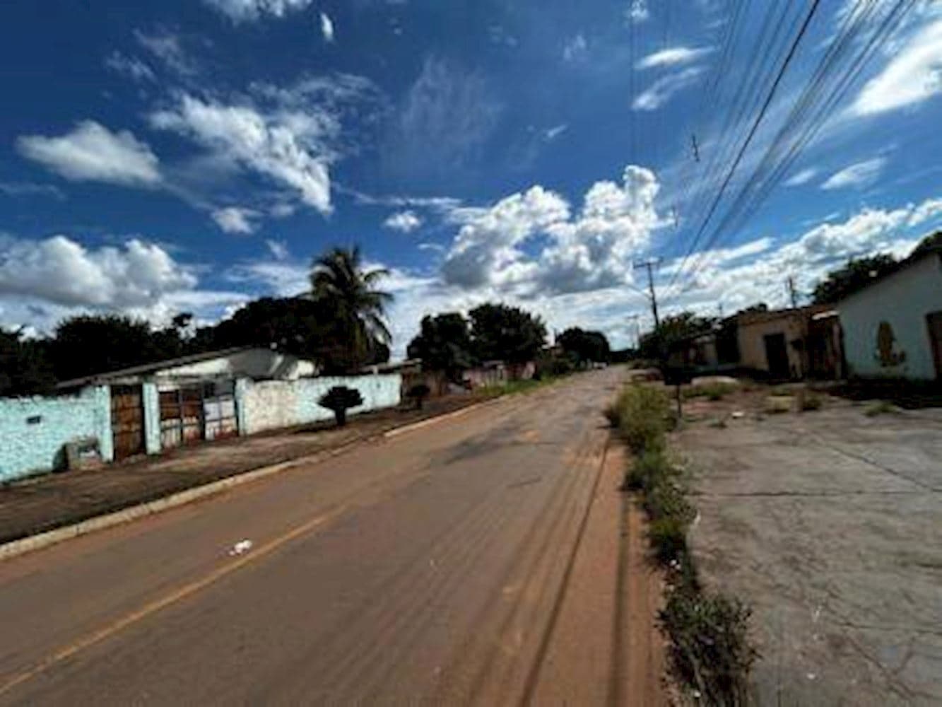 Foto 10 de 14: Casa em leilão em Trindade - GO, bairro Palmares — Casa em Palmares - Trindade/GO