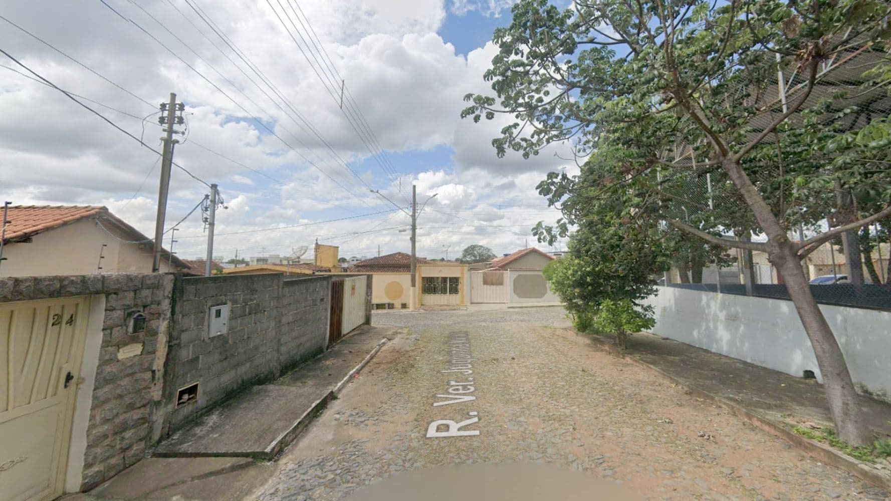 Foto 3 de 4: Casa em leilão em Lagoa Da Prata - MG, bairro Marília — Casa no Bairro Marília - Lagoa da Prata/MG