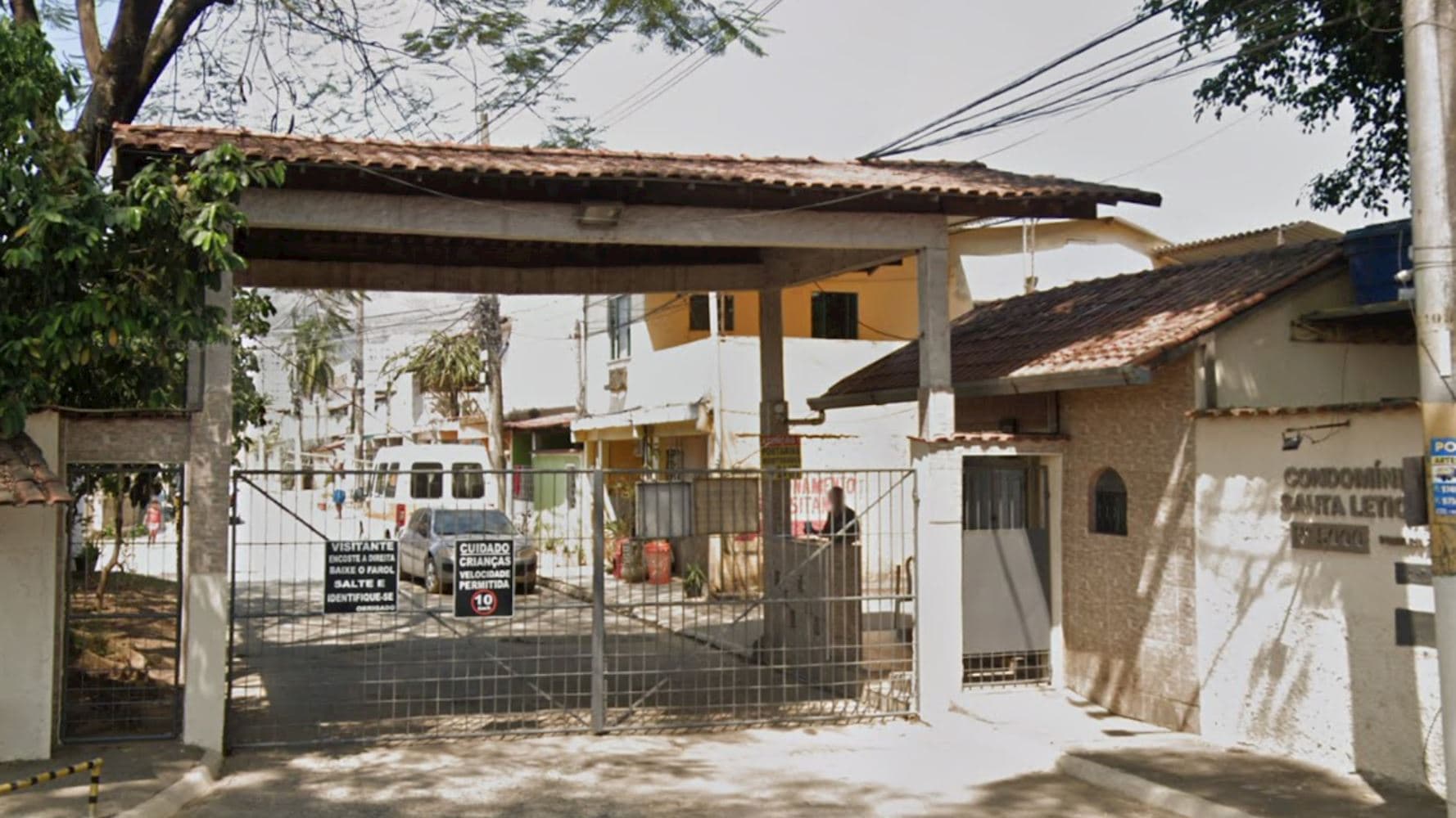 Foto 2 de 5: Casa em leilão em Nova Iguaçu - RJ, bairro Luz — Casa no Bairro Luz em Nova Iguaçu/RJ