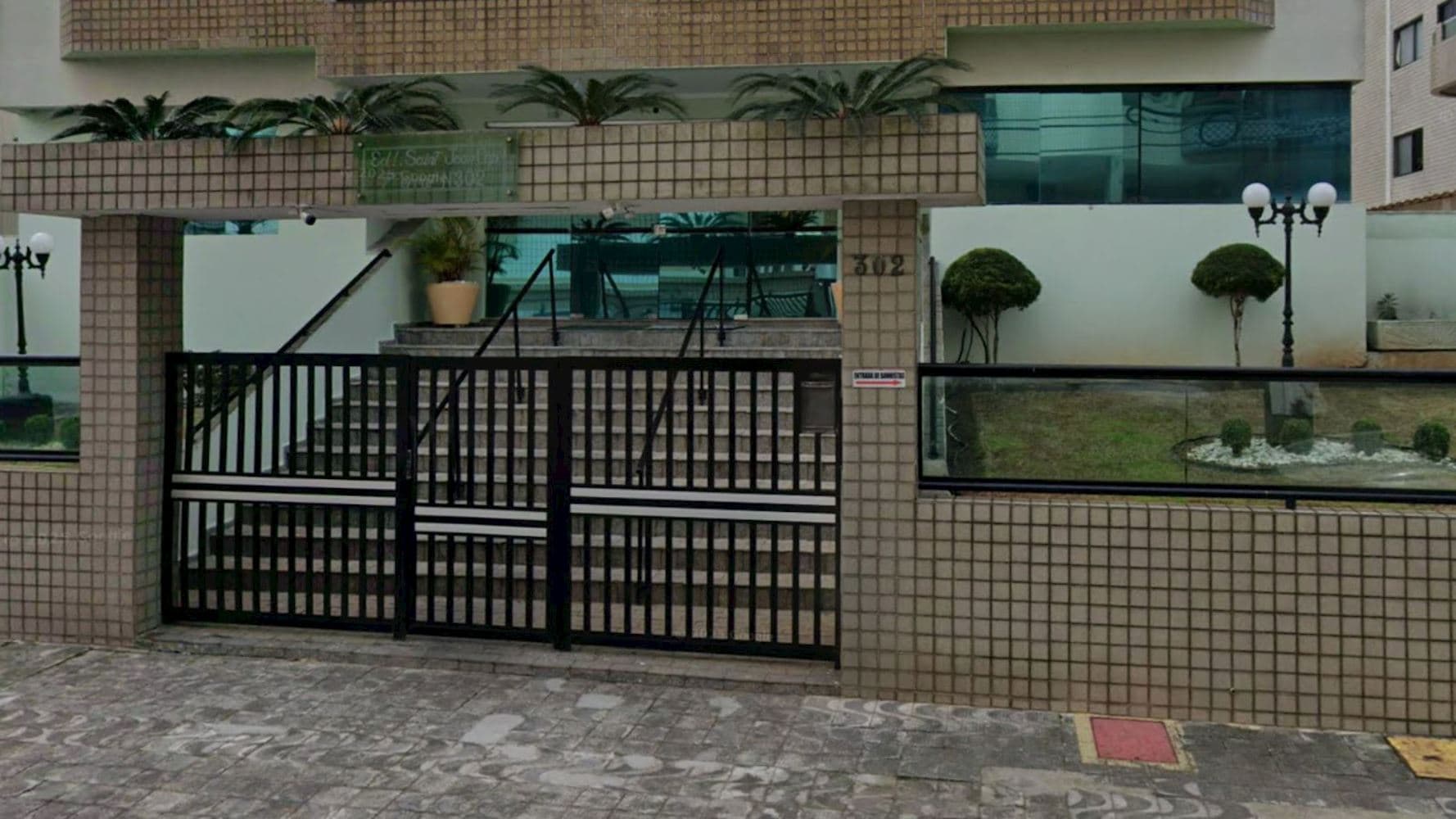 Foto 3 de 6: Apartamento em leilão em Praia Grande - SP, bairro Vila Negro Velho — Apartamento no "Edifício Residencial Saint Jean Cap Ferrat"  - Vila Negro Velho - Praia Grande/SP