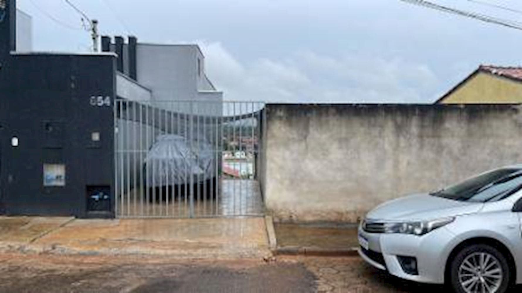 Foto 1 de 12: Casa em leilão em Santana Da Vargem - MG, bairro São Luiz — Casa de Condomínio em São Luiz - Santana Da Vargem/MG