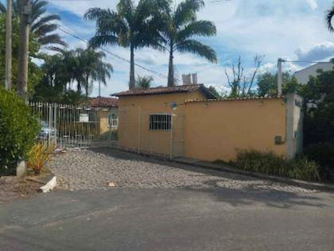 Foto 1 de 21: Casa em leilão em Itaboraí - RJ, bairro Venda das Pedras — Casa em Condomínio na Venda Das Pedras - Itaboraí/RJ