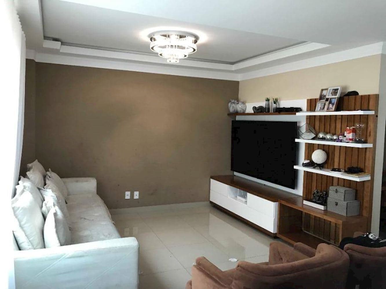 Foto 7 de 21: Casa em leilão em Itaboraí - RJ, bairro Venda das Pedras — Casa em Condomínio na Venda Das Pedras - Itaboraí/RJ