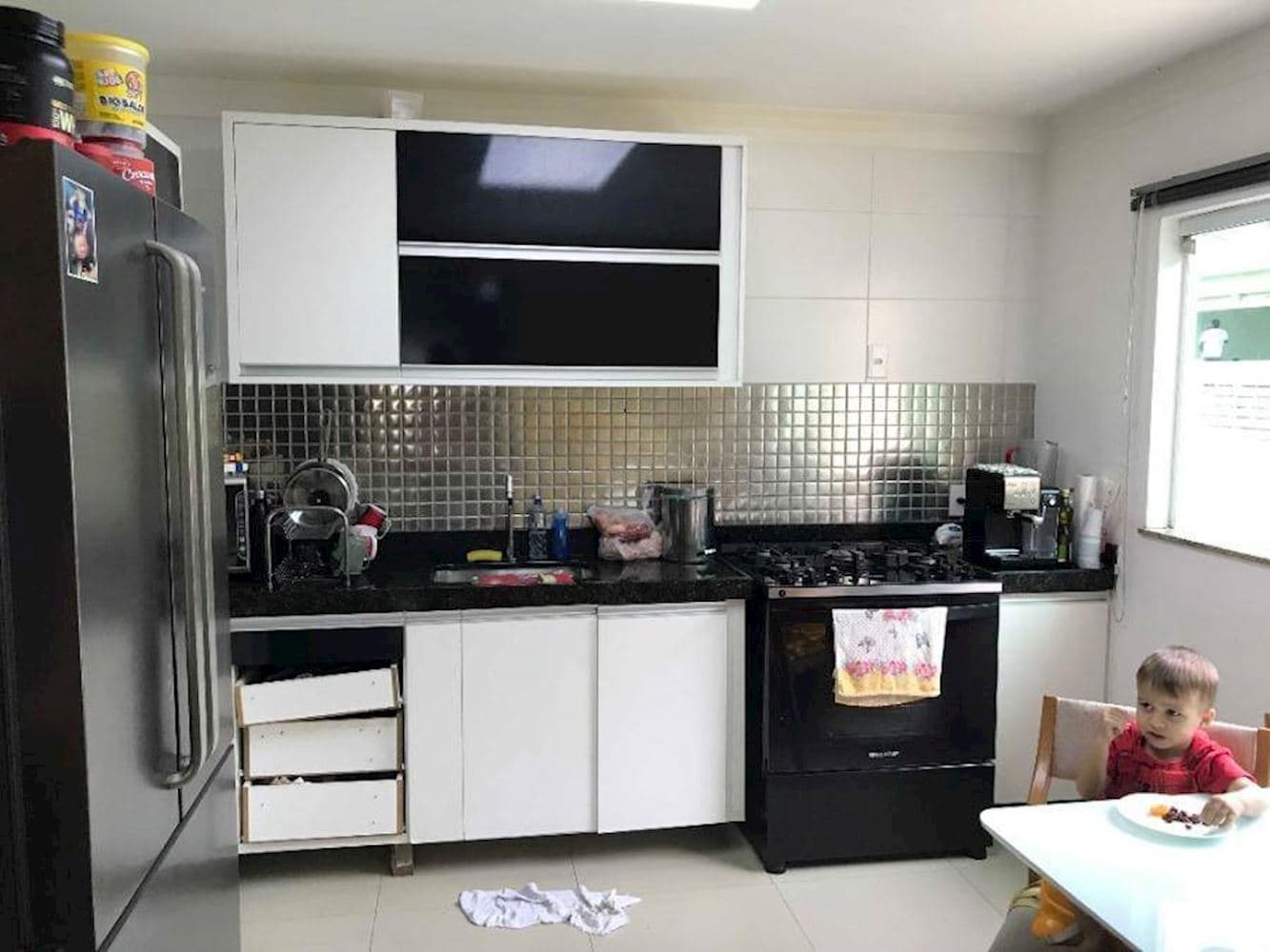 Foto 8 de 21: Casa em leilão em Itaboraí - RJ, bairro Venda das Pedras — Casa em Condomínio na Venda Das Pedras - Itaboraí/RJ
