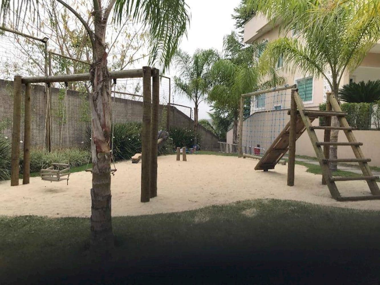 Foto 19 de 21: Casa em leilão em Itaboraí - RJ, bairro Venda das Pedras — Casa em Condomínio na Venda Das Pedras - Itaboraí/RJ