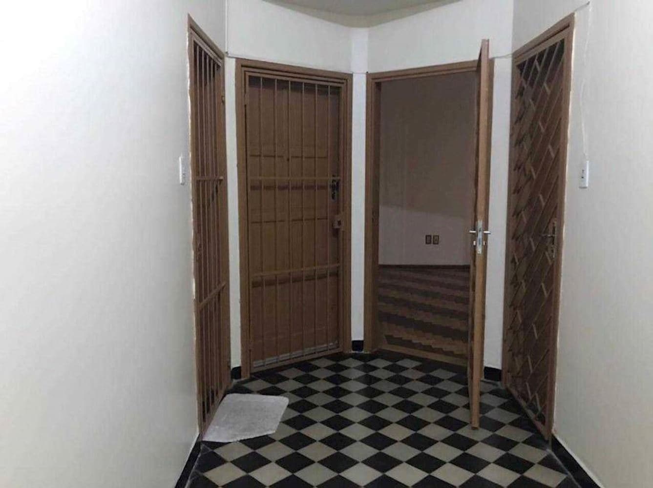 Foto 3 de 15: Apartamento em leilão em Uruguaiana - RS, bairro Centro — Apartamento no "Edifício Dona Fani" - Centro - Uruguaiana/RS