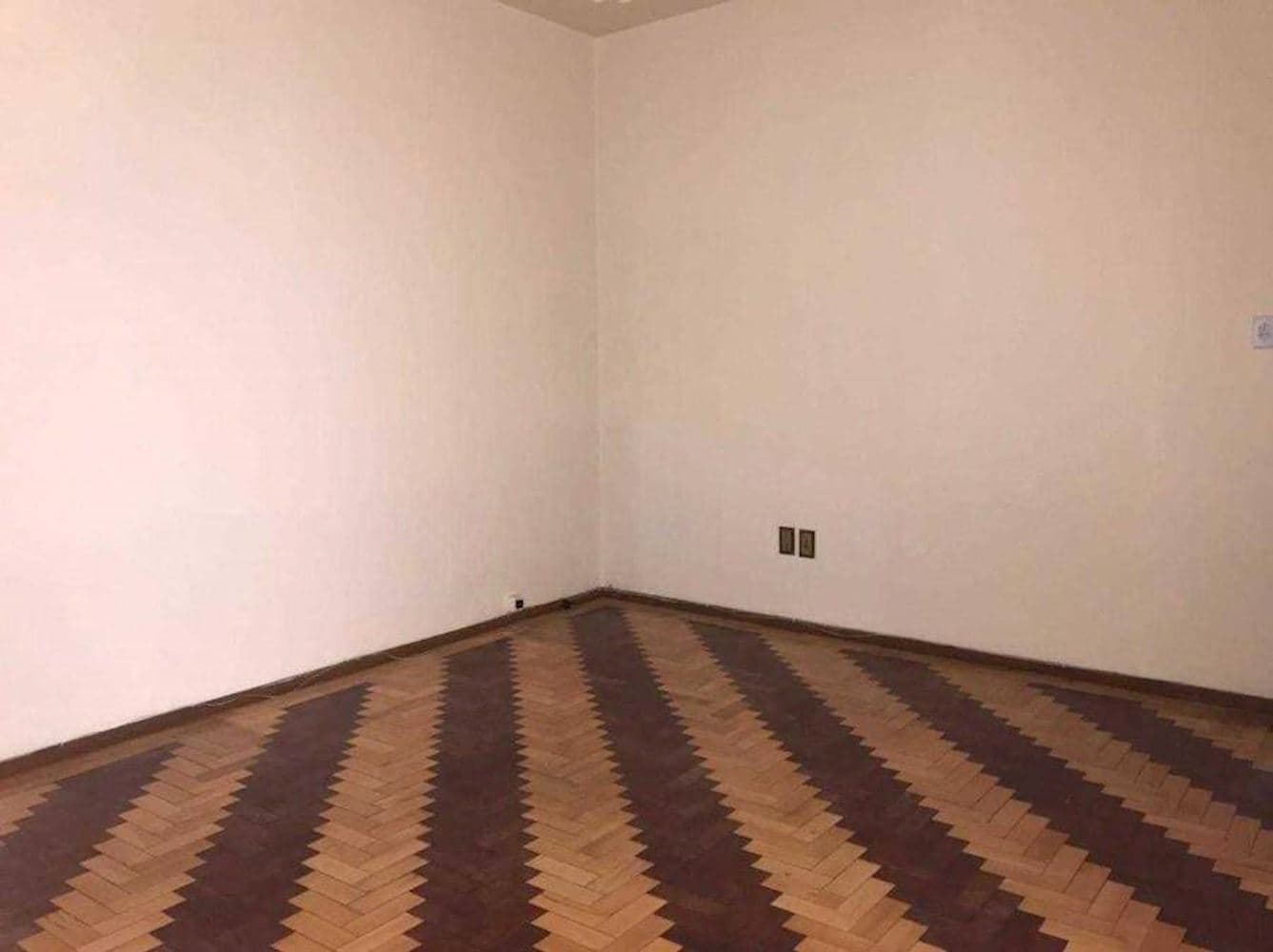 Foto 13 de 15: Apartamento em leilão em Uruguaiana - RS, bairro Centro — Apartamento no "Edifício Dona Fani" - Centro - Uruguaiana/RS
