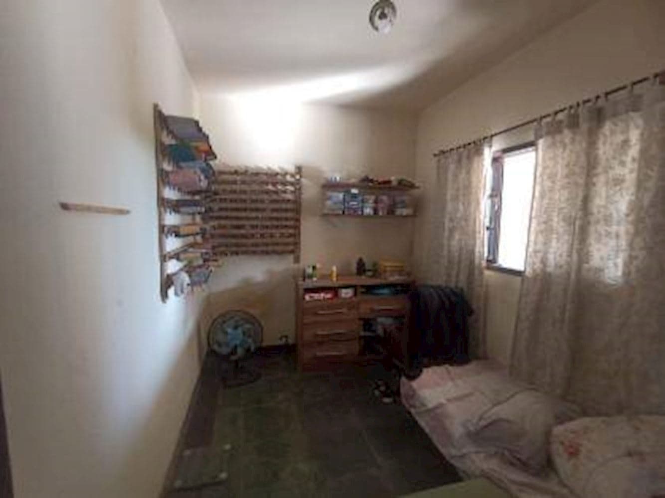 Foto 8 de 10: Casa em leilão em Magé - RJ, bairro Praia do Imperador — Casa na Praia do Imperador em Magé/RJ
