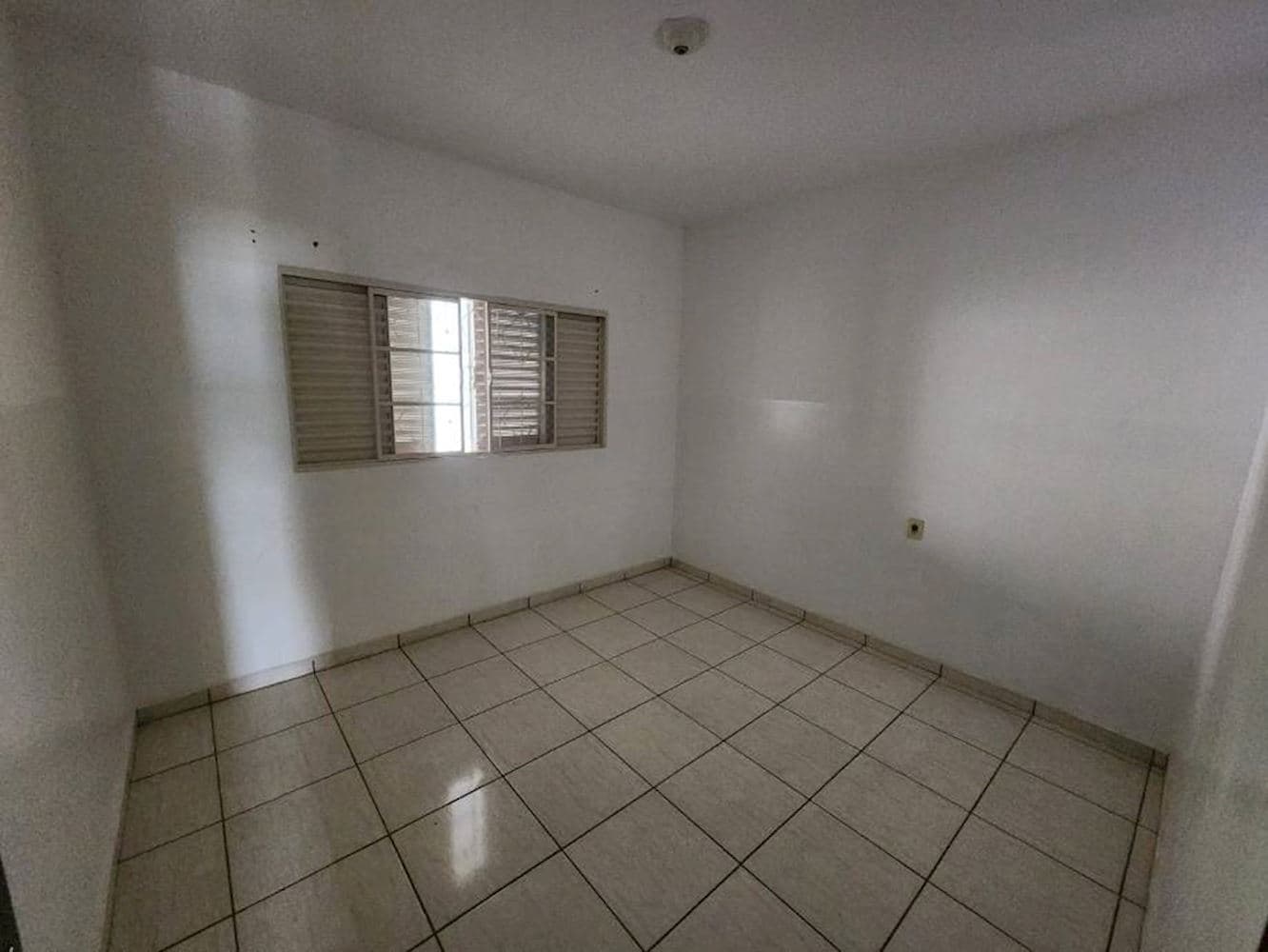 Foto 7 de 7: Casa em leilão em Tupã - SP, bairro Vila Bandeirantes — Casa na Vila Bandeirantes - Tupã/SP