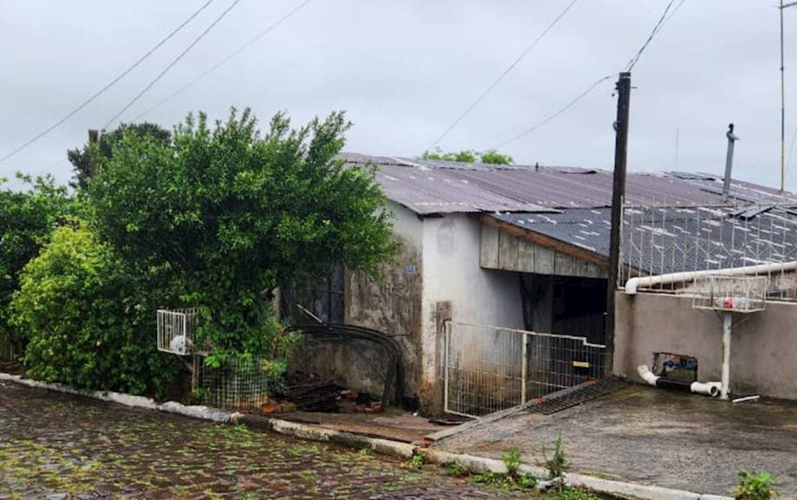 Foto 1 de 3: Casa em leilão em Santiago - RS, bairro Belizario — Casa no Belizario em Santiago/RS