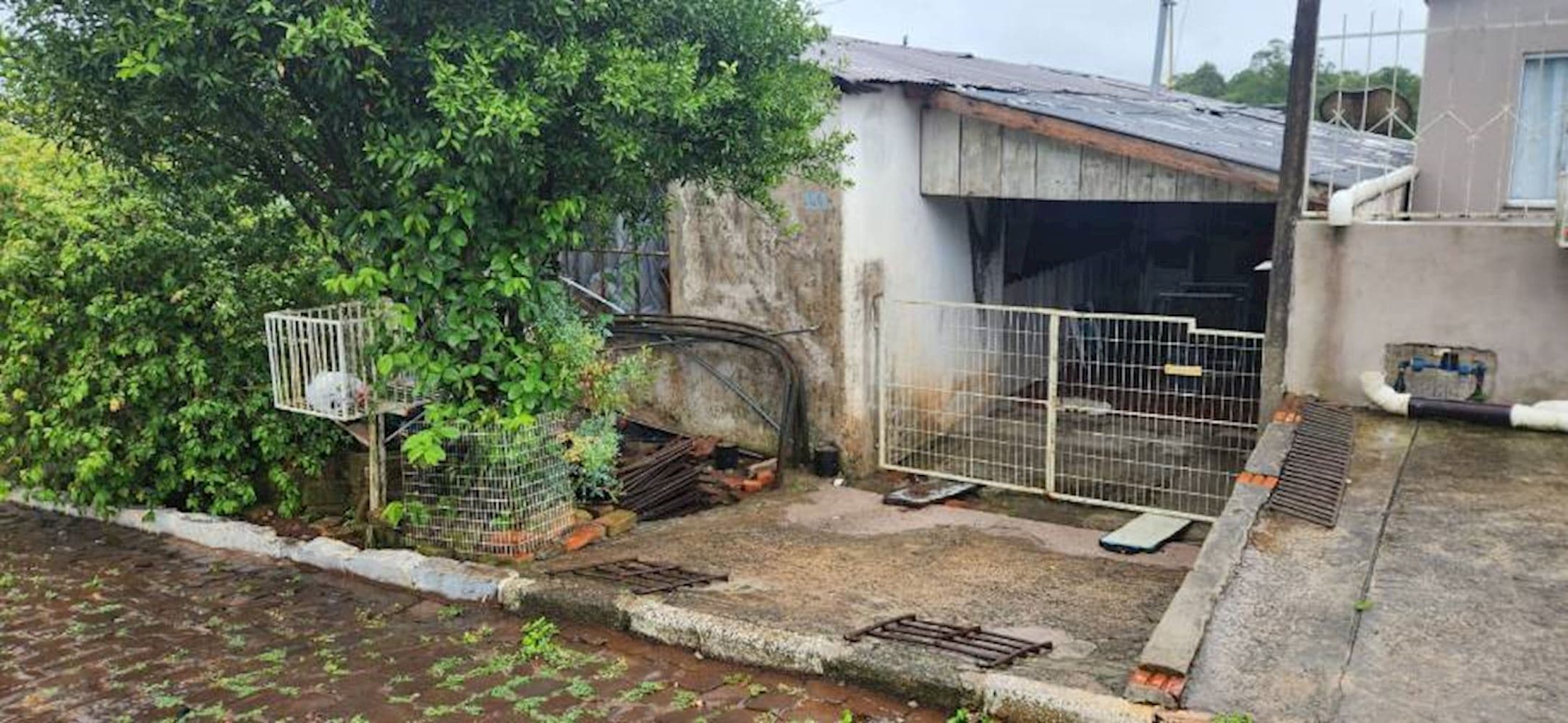 Foto 2 de 3: Casa em leilão em Santiago - RS, bairro Belizario — Casa no Belizario em Santiago/RS